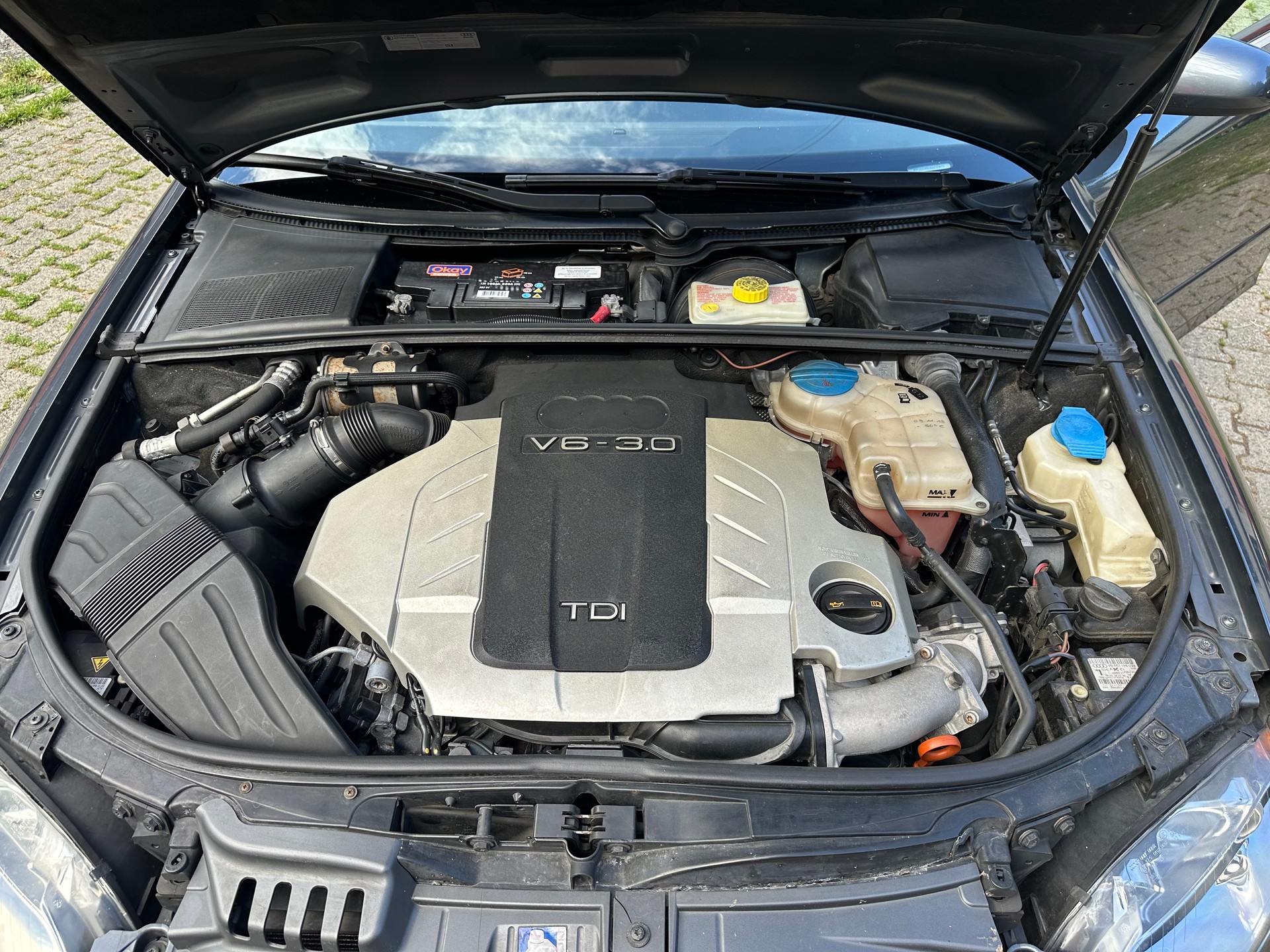 AUDI A4 Avant 3.0 V6 TDI quattro FIXPREIS (BETRIEBSFERIEN bis 09.08.26)-image-16