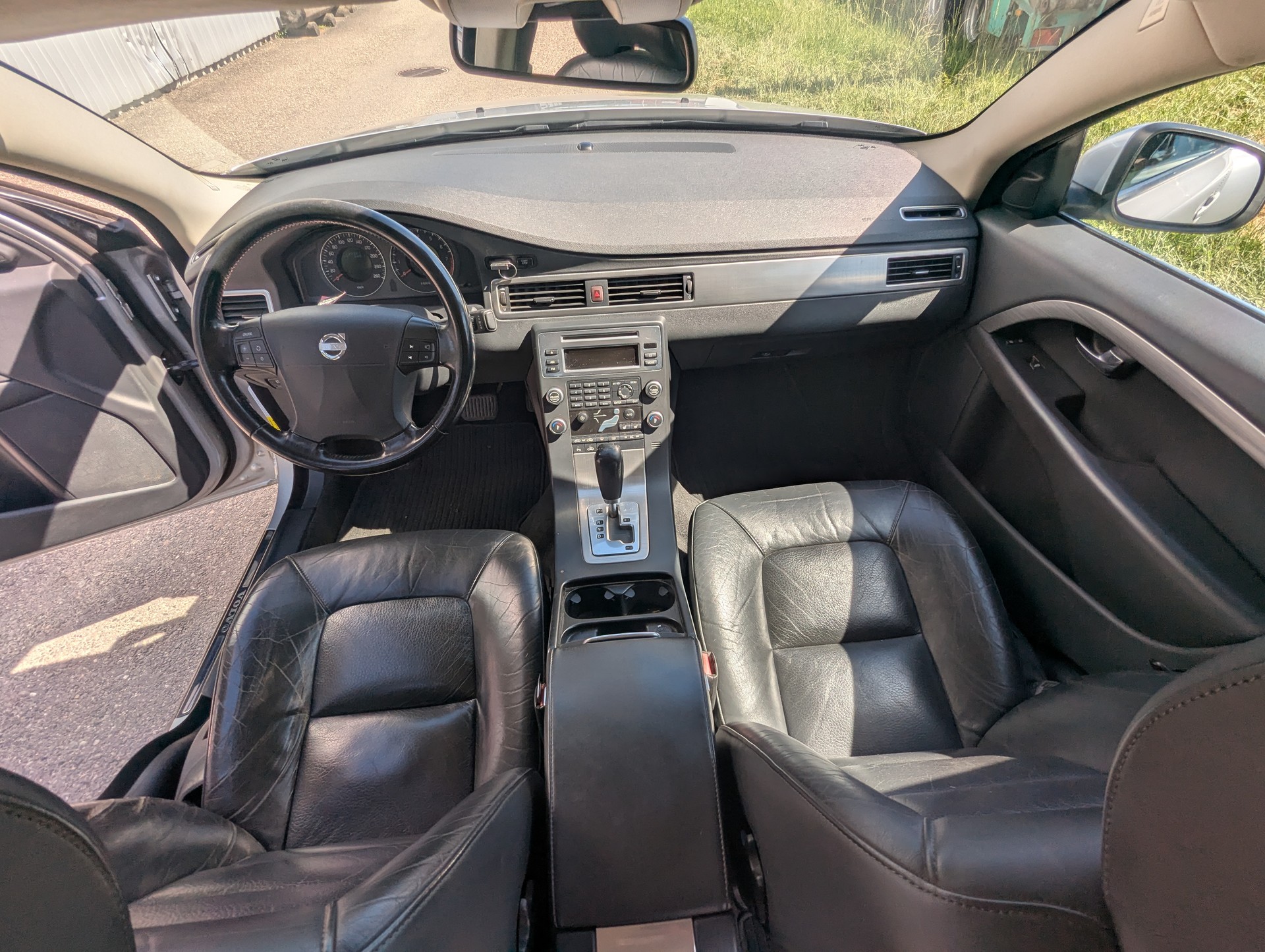 VOLVO S80 3.2 AWD Momentum Geartronic-image-25