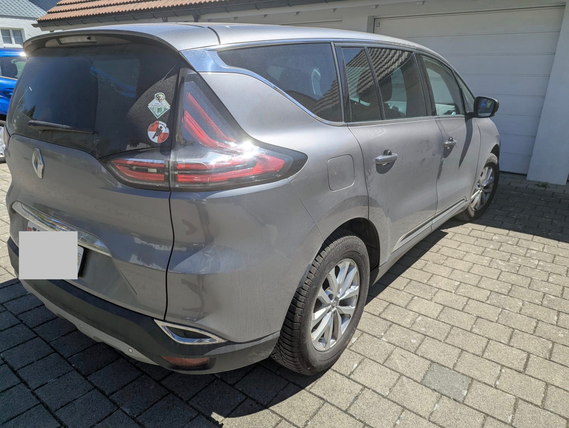 RENAULT Espace 1.6 dCi Intens EDC-image-1