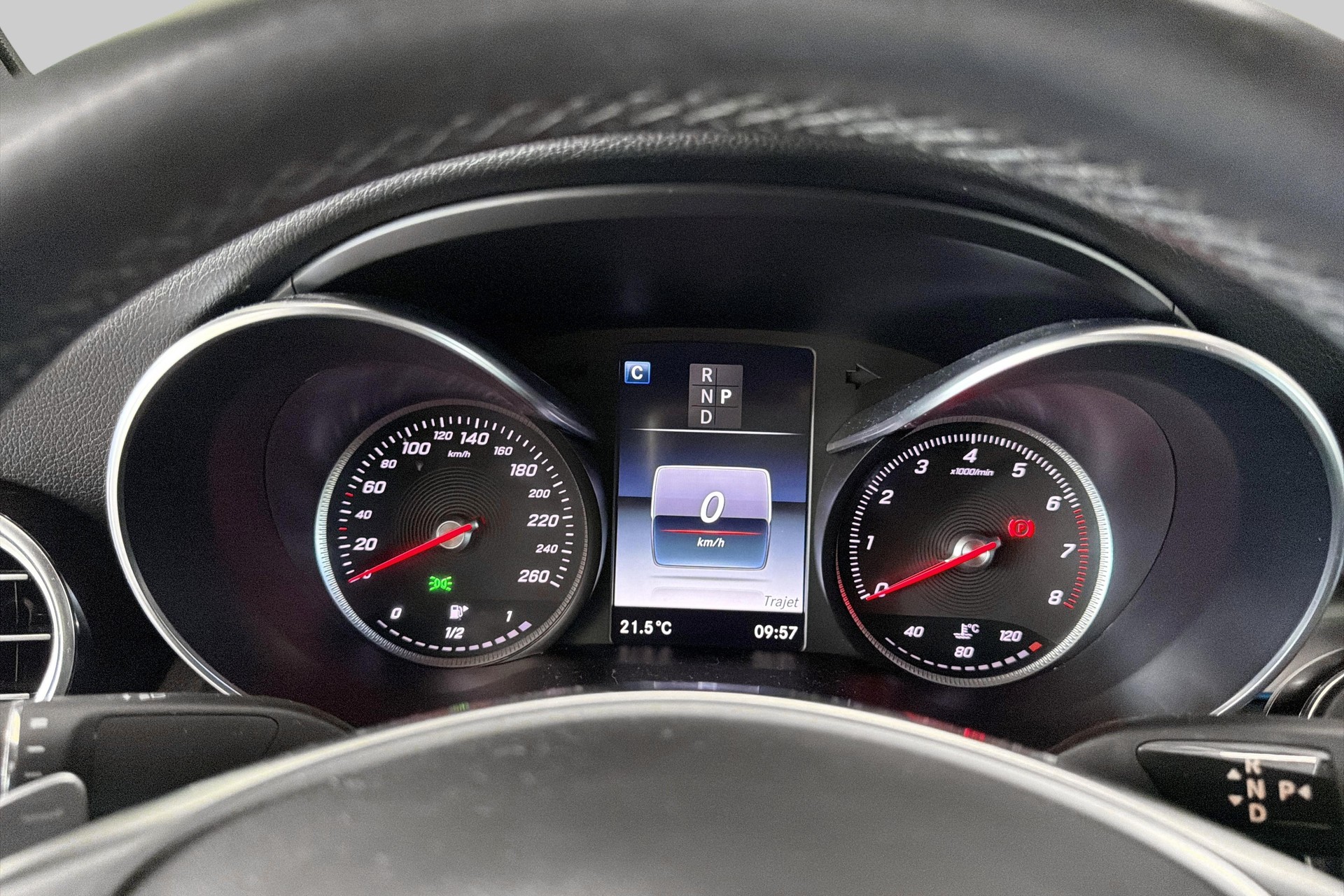 MERCEDES-BENZ GLC Coupé 250 AMG Line 4Matic 9G-Tronic-image-11