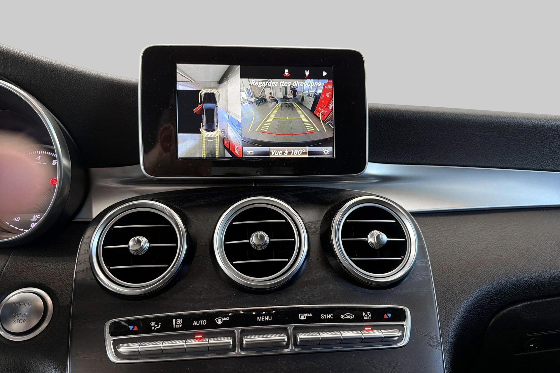 MERCEDES-BENZ GLC Coupé 250 AMG Line 4Matic 9G-Tronic-image-13
