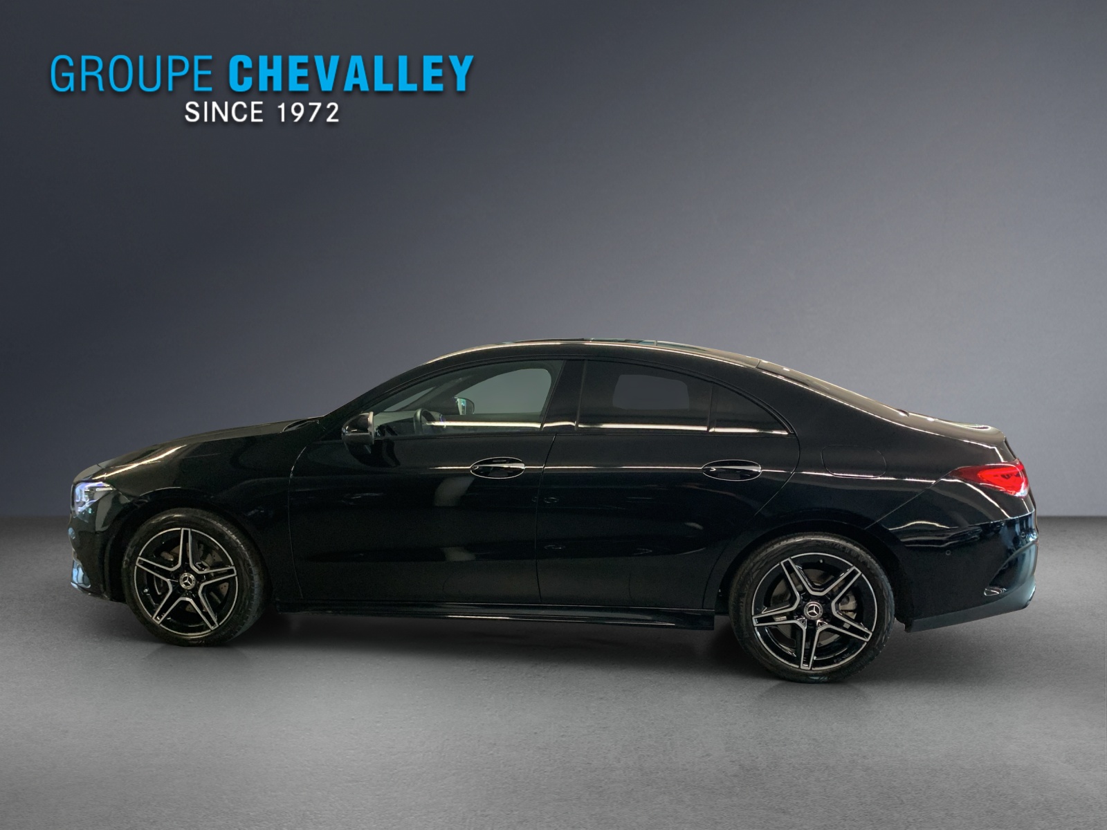 MERCEDES-BENZ CLA 250 e AMG Line-showroom-element-3