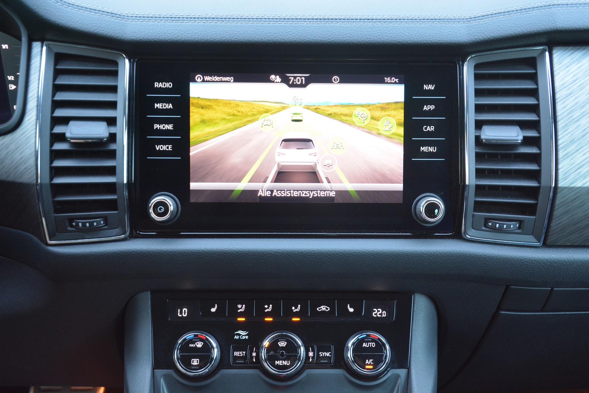 SKODA Kodiaq 2.0 TSI 4x4 Style-image-10