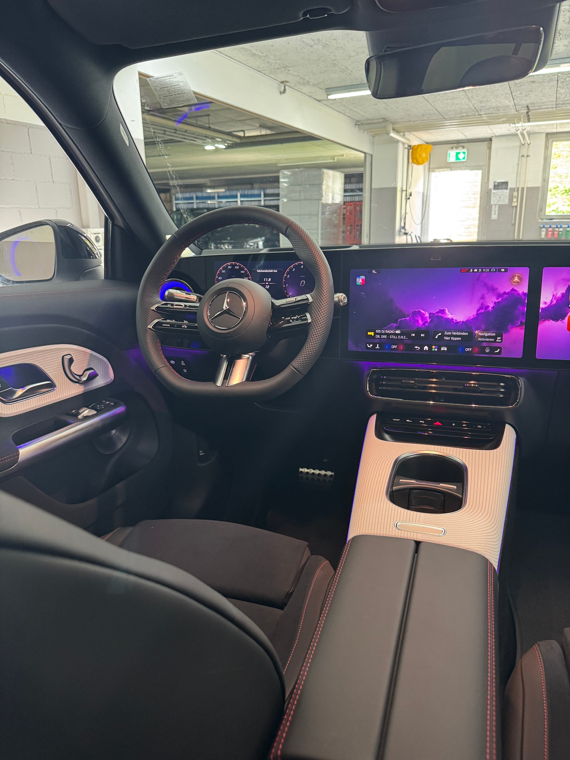 MERCEDES-BENZ GLB 200 4MATIC-image-15