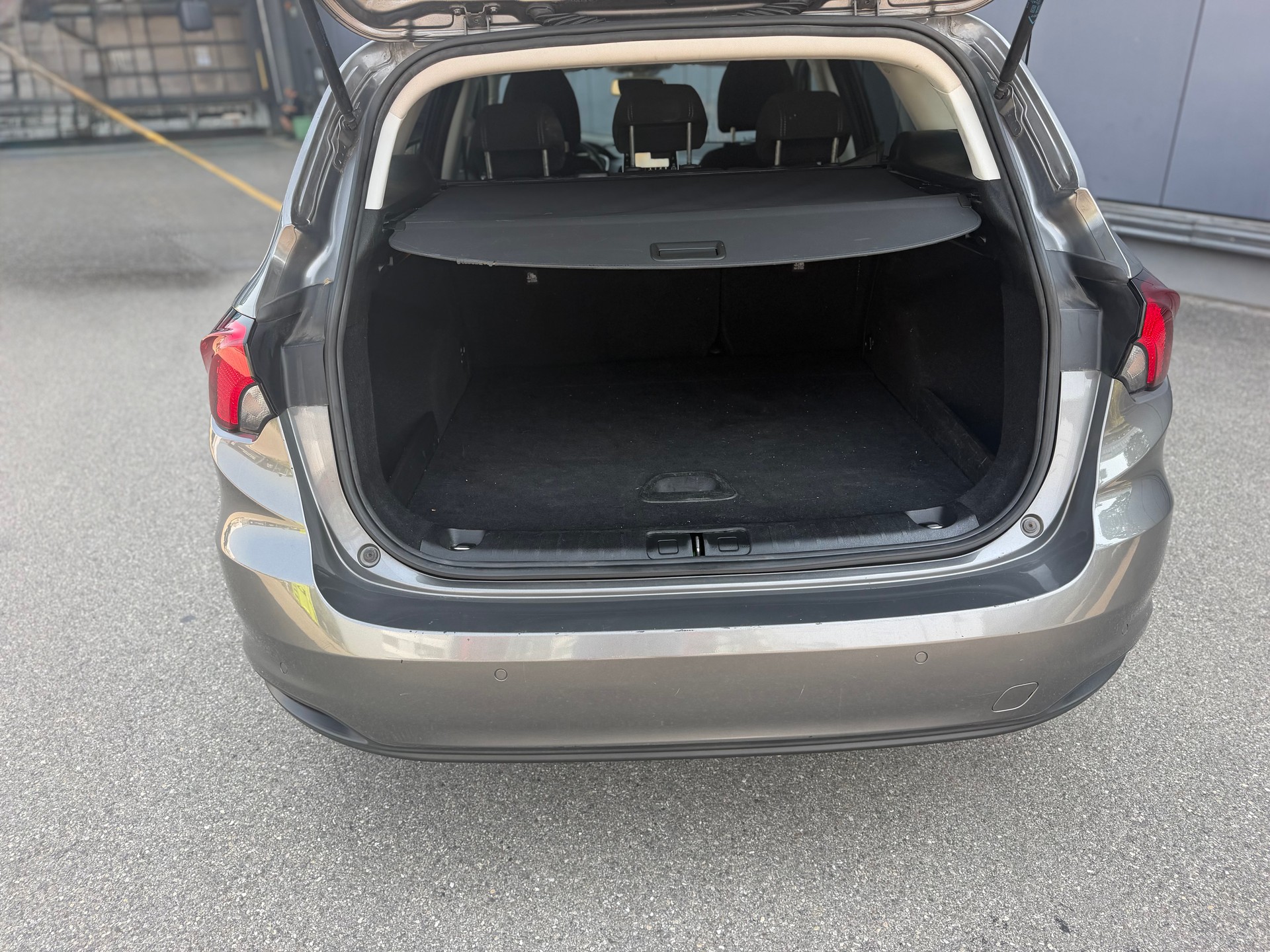 FIAT Tipo 1.6MJ Station Wagon Pop Star DCT-image-8