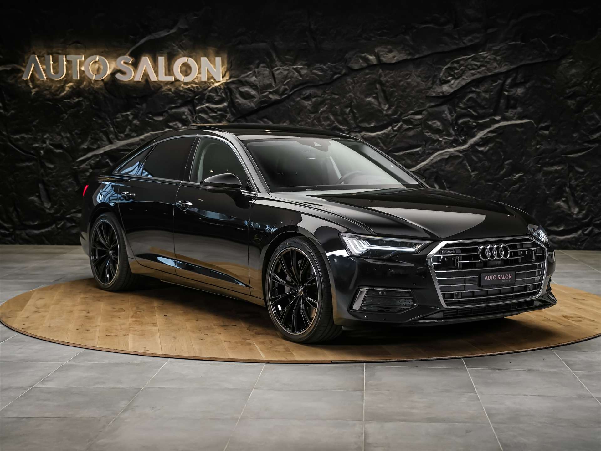 AUDI A6 Limousine 55 TFSI Design quattro S-tronic *CH Auto*Panorama*Matrix LED*Head Up*-image-5