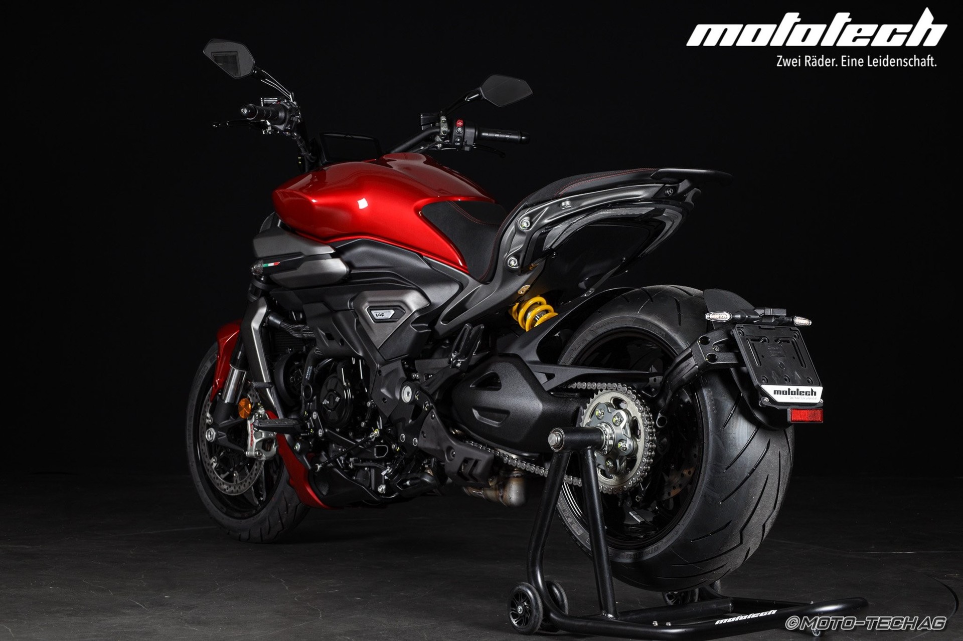 DUCATI X Diavel V4-image-3