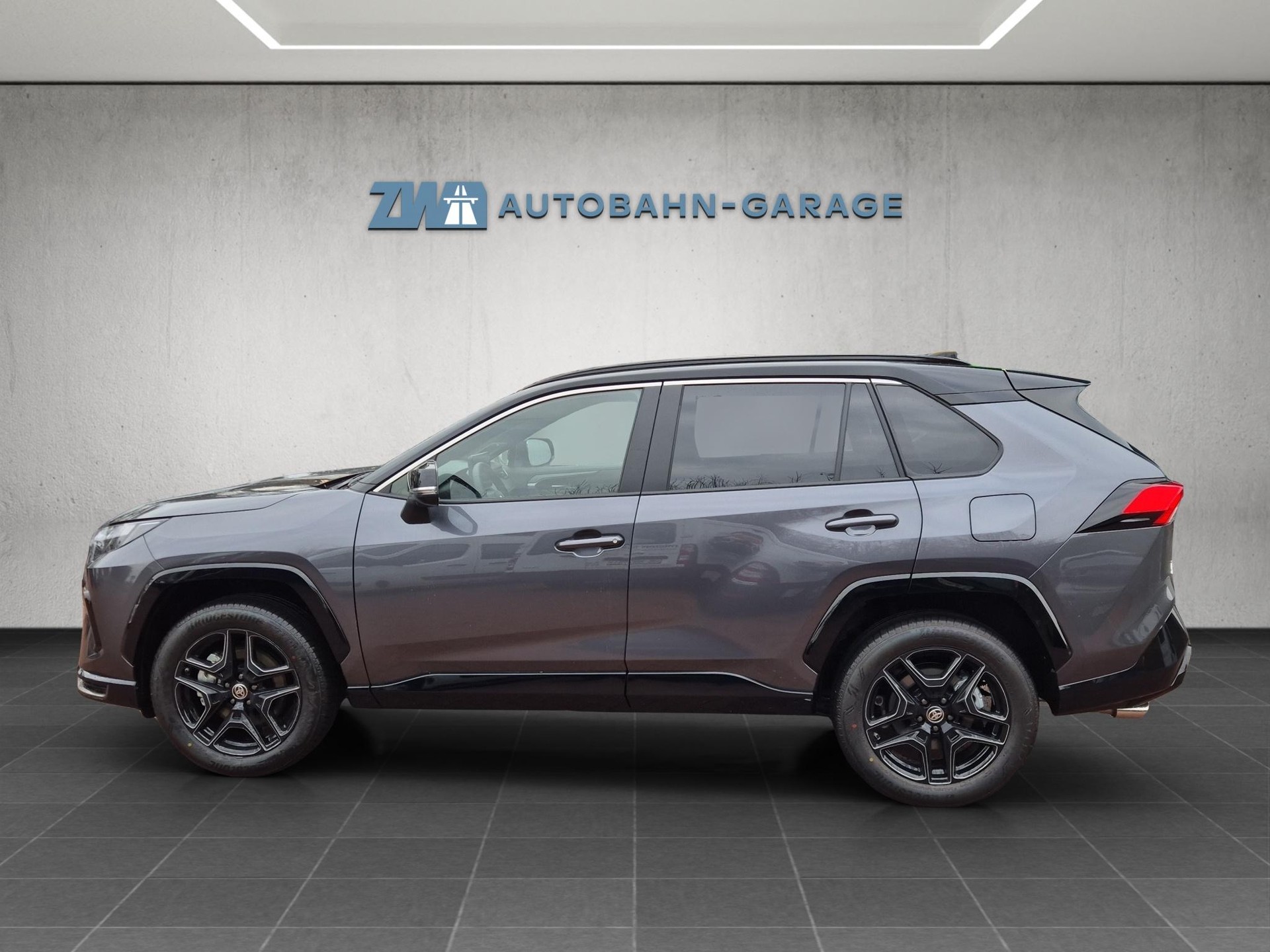 TOYOTA RAV4 2.5 Plug-In-Hybrid GR Sport-image-1
