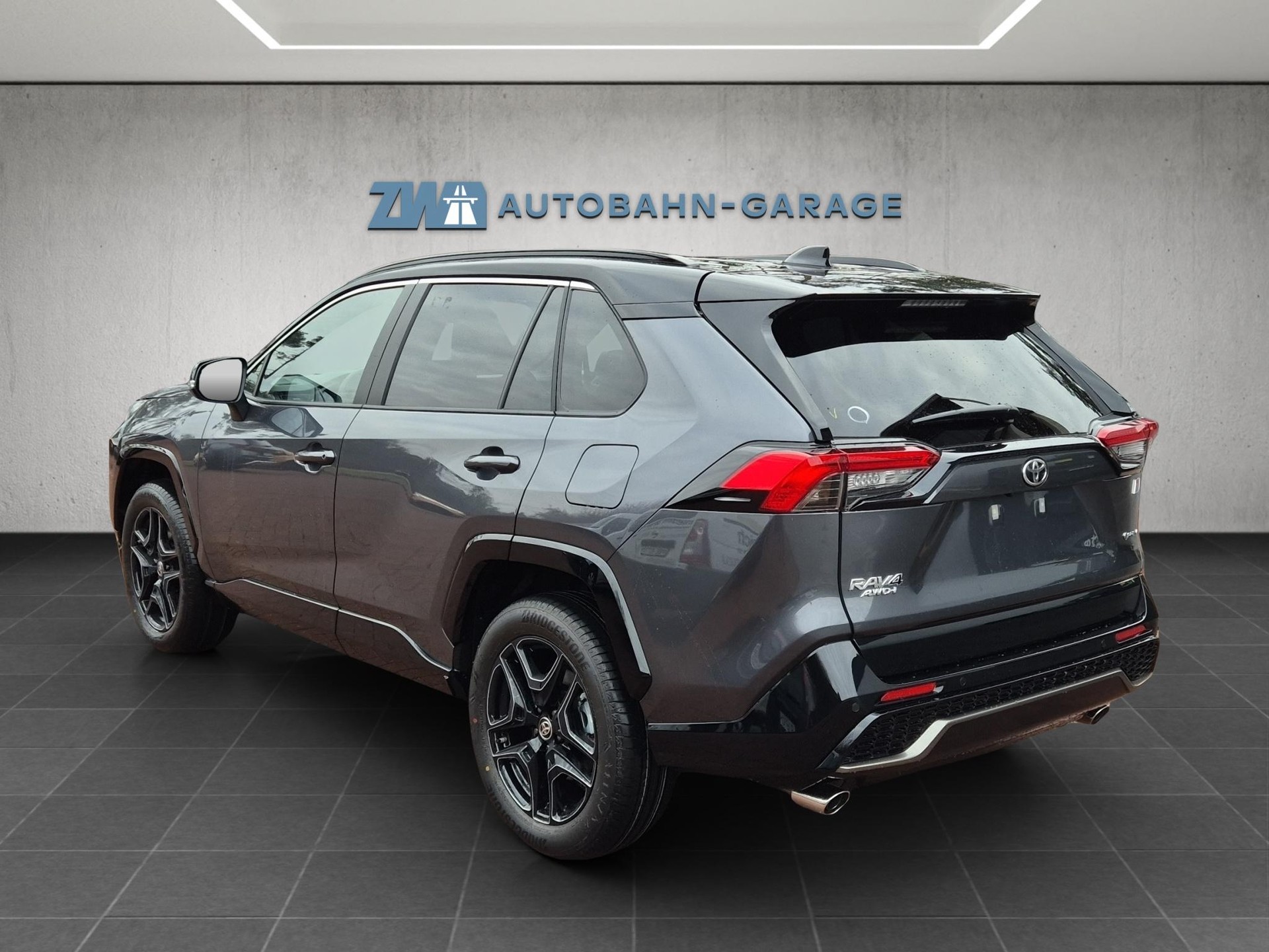 TOYOTA RAV4 2.5 Plug-In-Hybrid GR Sport-image-2