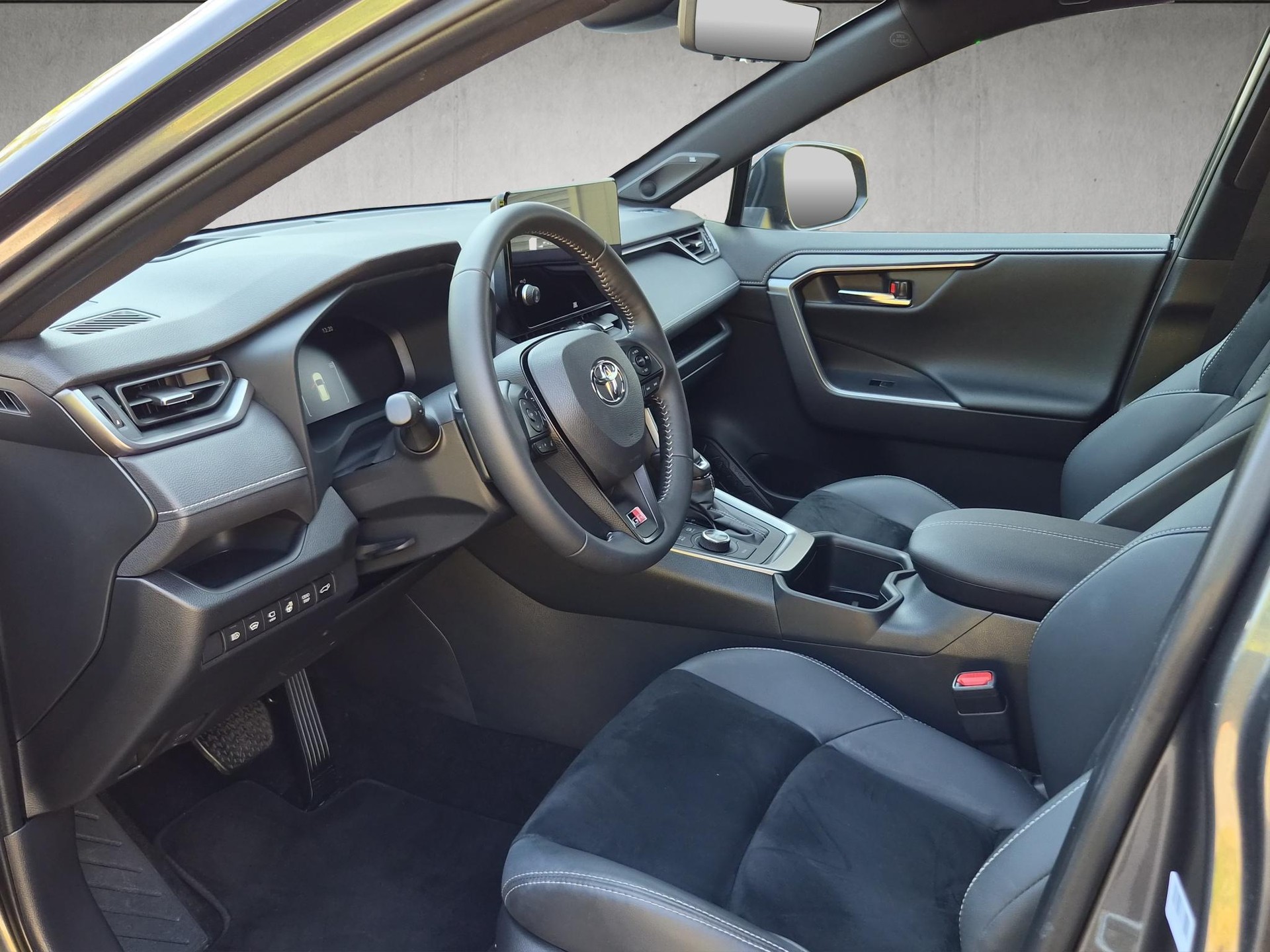 TOYOTA RAV4 2.5 Plug-In-Hybrid GR Sport-image-8