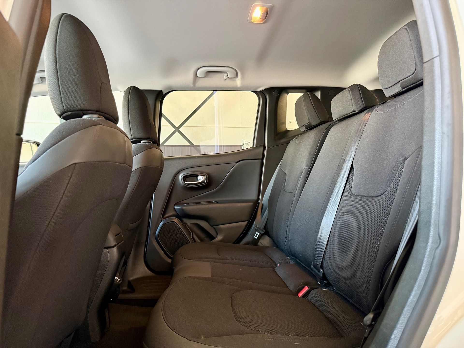 JEEP Renegade 1.0 Turbo Night Eagle-image-8