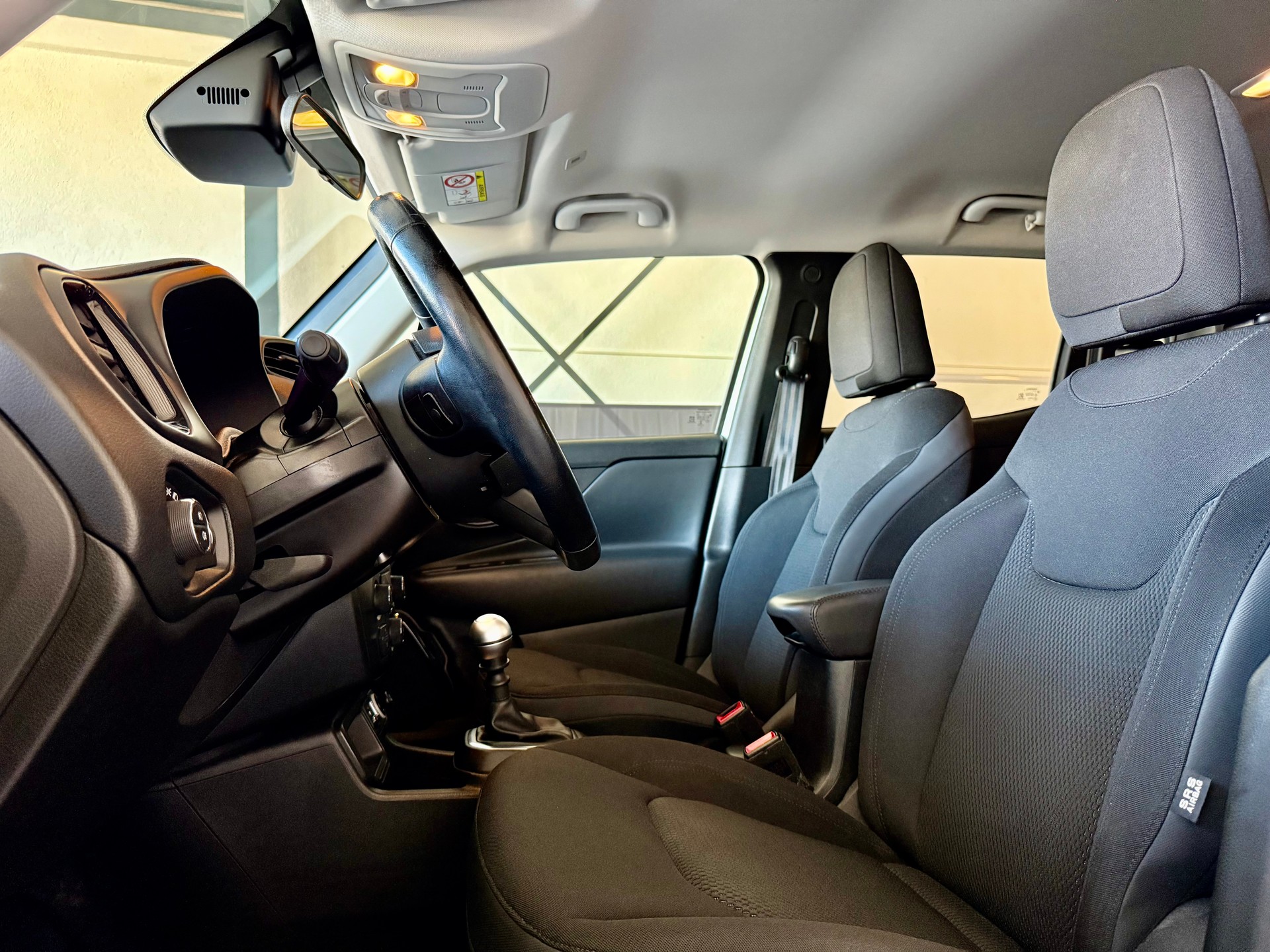 JEEP Renegade 1.0 Turbo Night Eagle-image-6