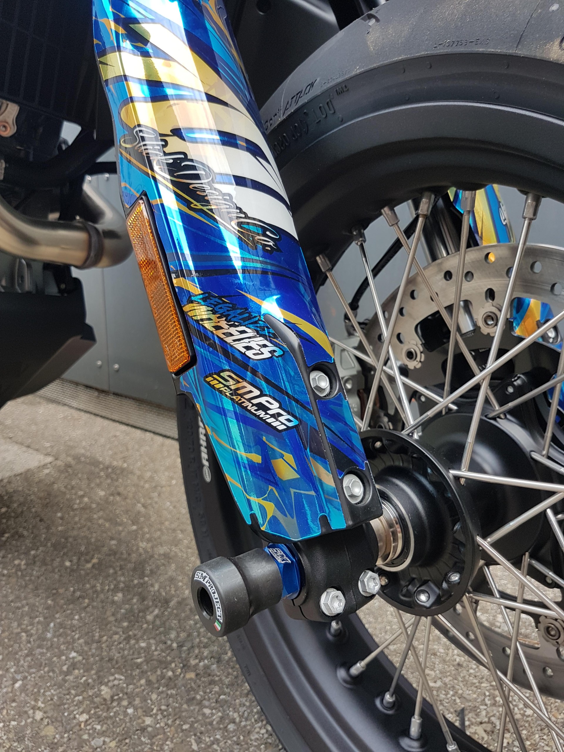 HUSQVARNA 701 Supermoto-image-7
