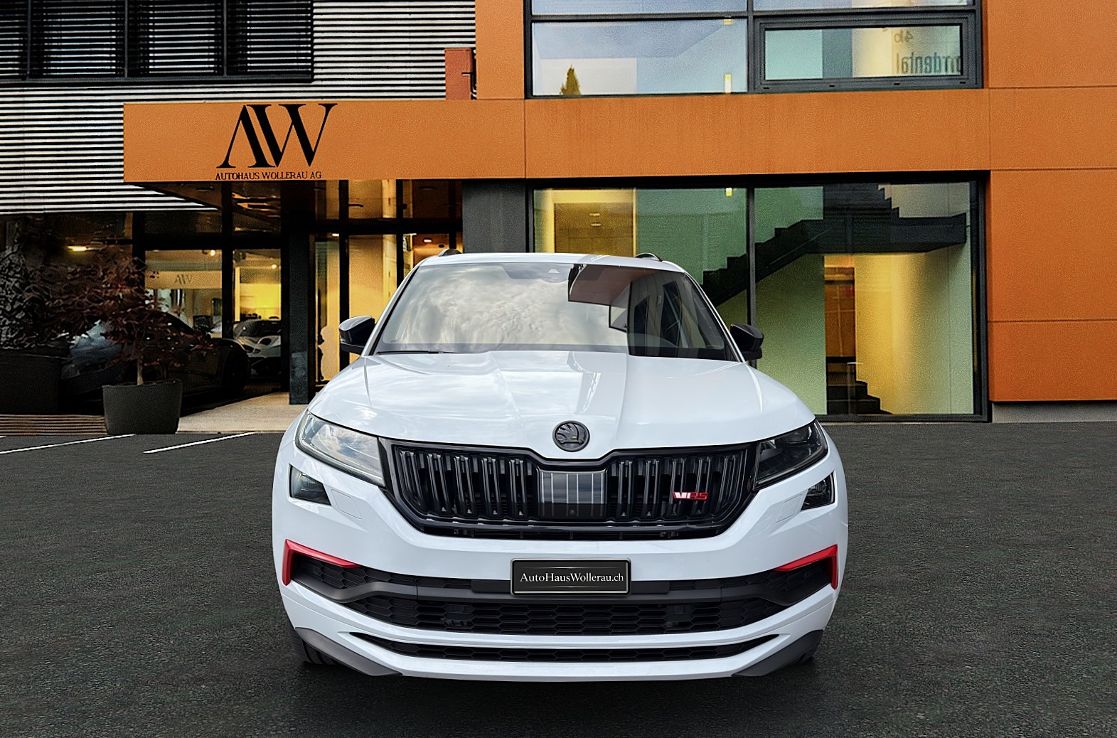 SKODA Kodiaq 2.0 Bi-TDI 240 RS DSG / Pano-AHK-Assistenten-Keyless-showroom-element-1