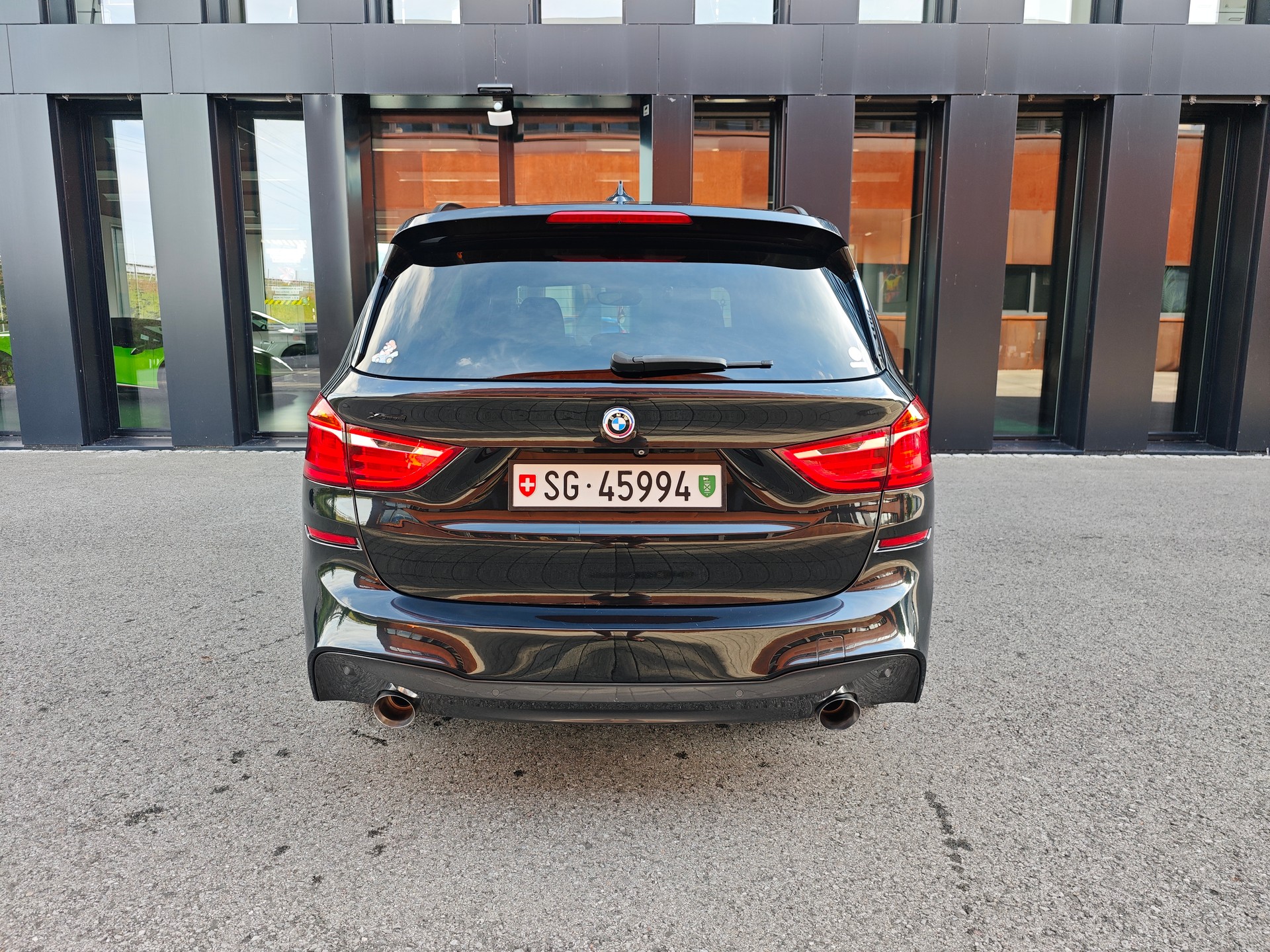 BMW 220d xDrive M-Sport SAG-image-5