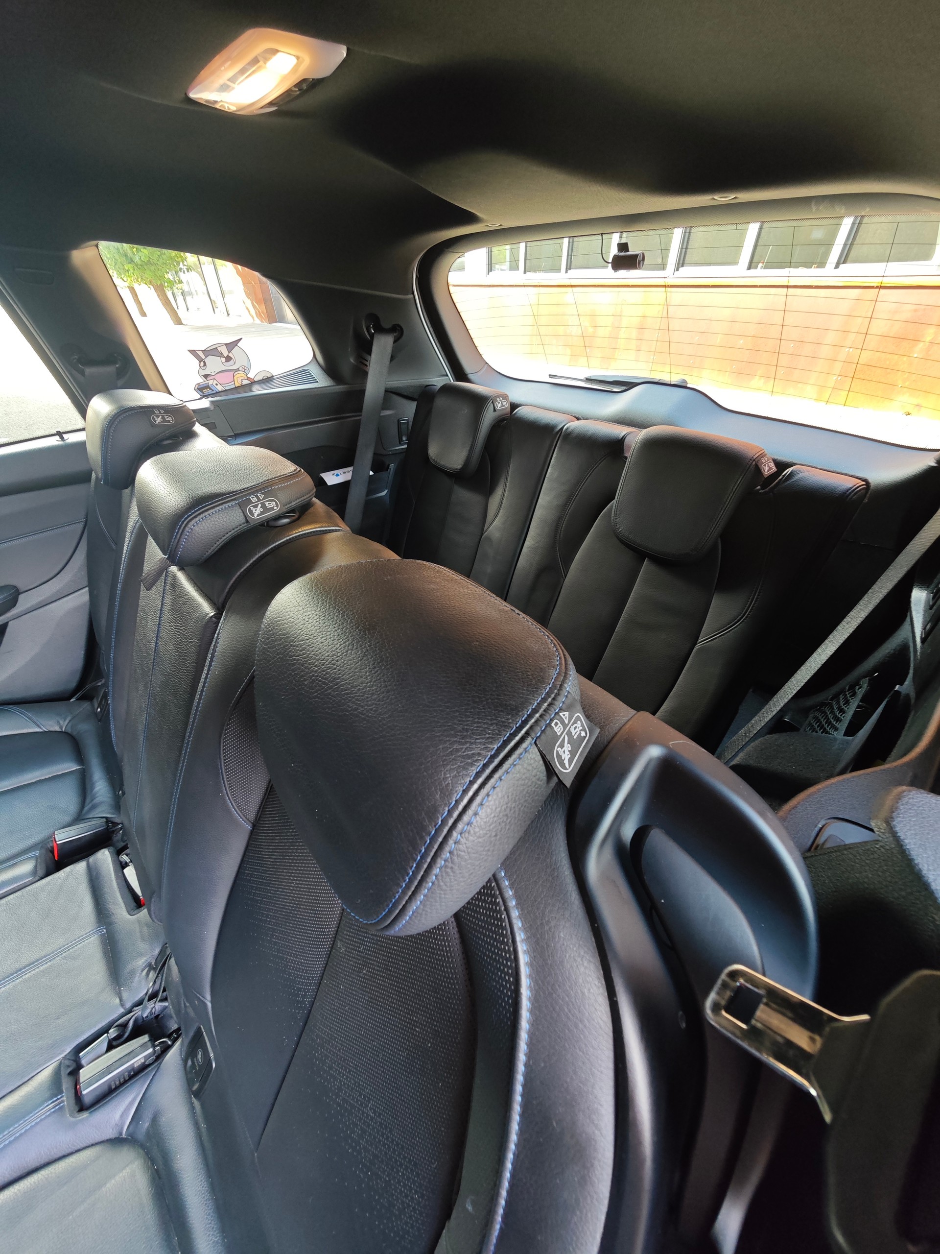BMW 220d xDrive M-Sport SAG-image-12