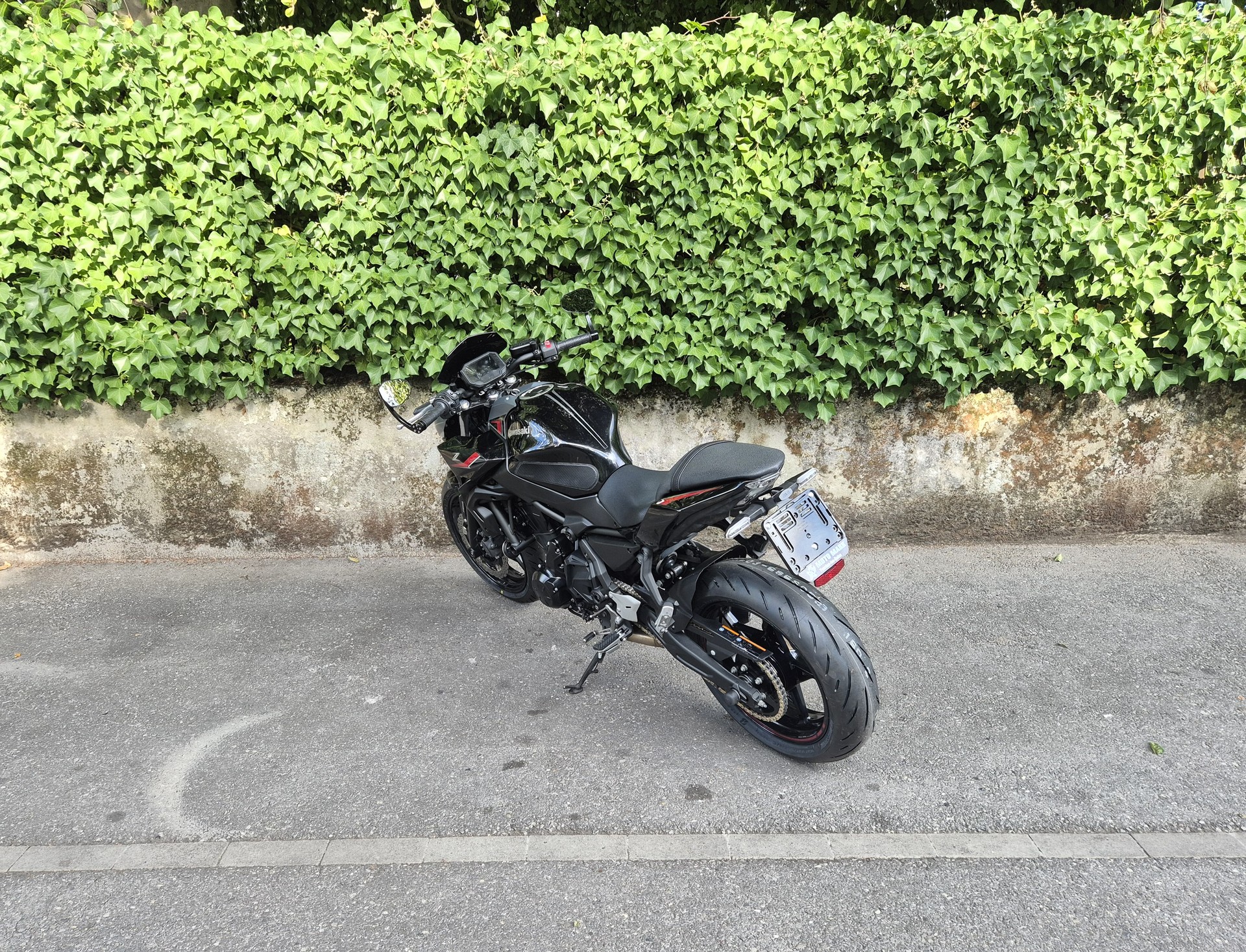 KAWASAKI Z 650 (35kW)-image-2