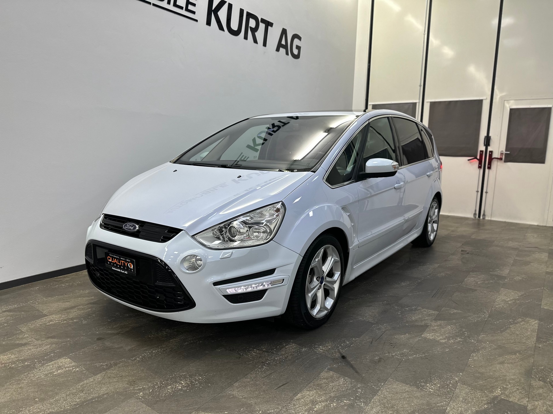 FORD S-Max 2.0 SCTi TitaniumS PowerShift-image-5