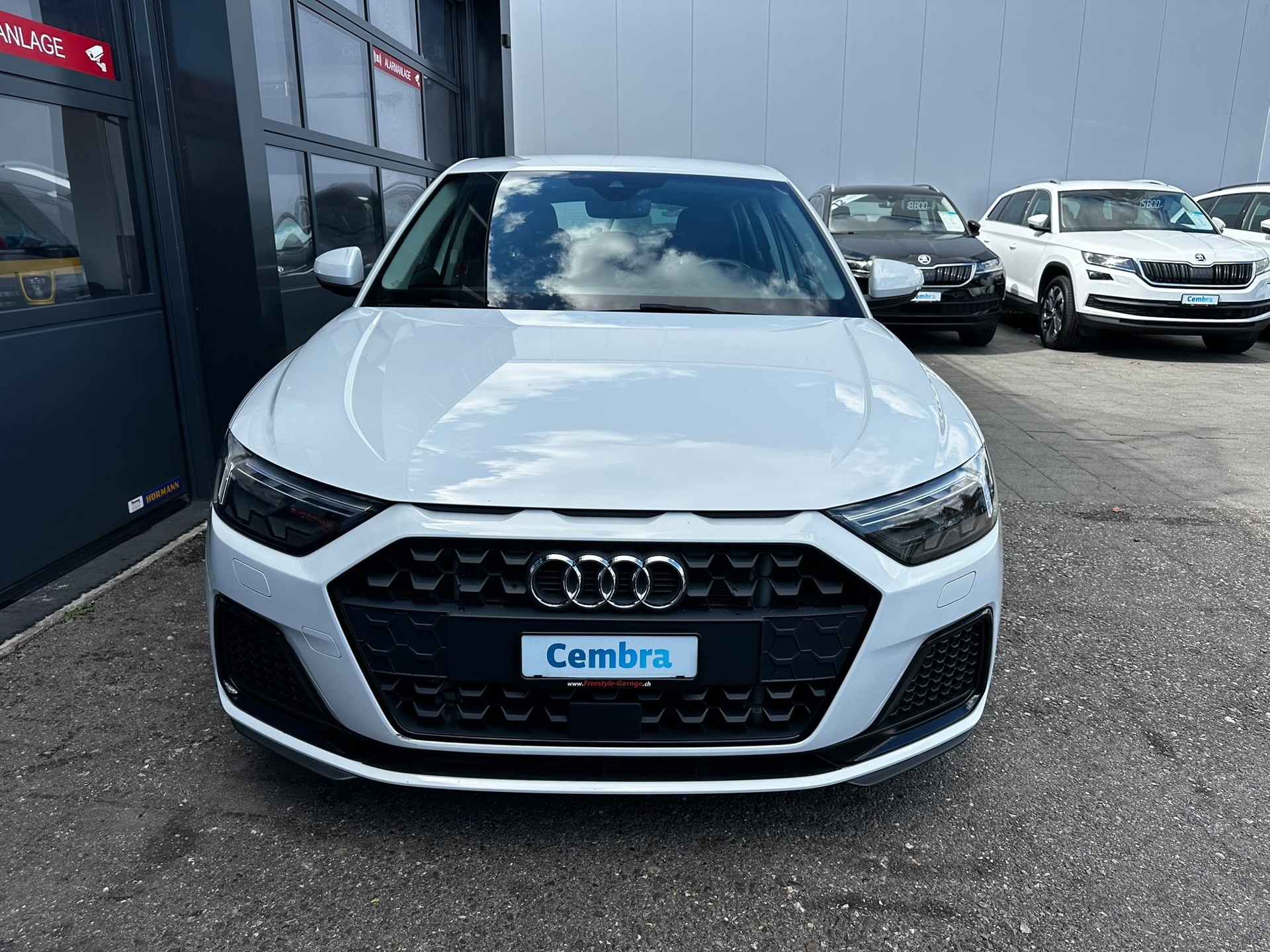 AUDI A1 Sportback 30 TFSI advanced-showroom-element-2