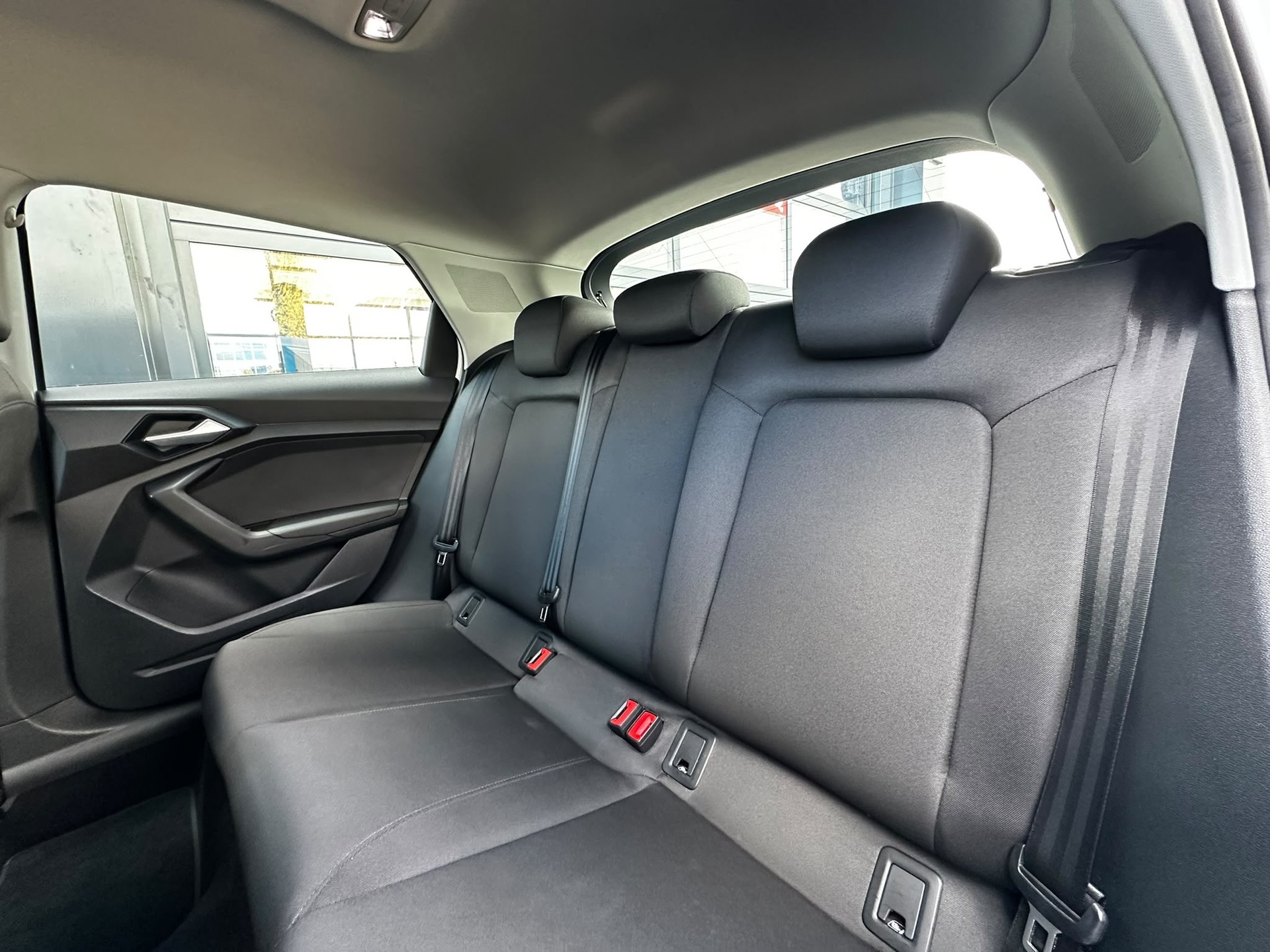 AUDI A1 Sportback 30 TFSI advanced-image-7