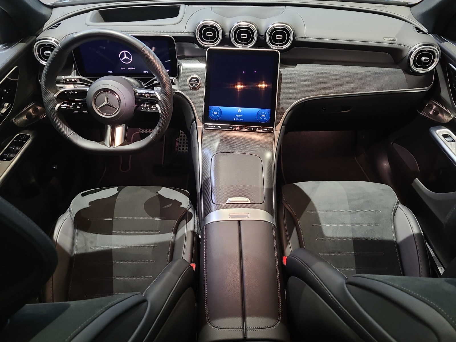 MERCEDES-BENZ GLC 200 AMG Line 4M X254-showroom-element-3