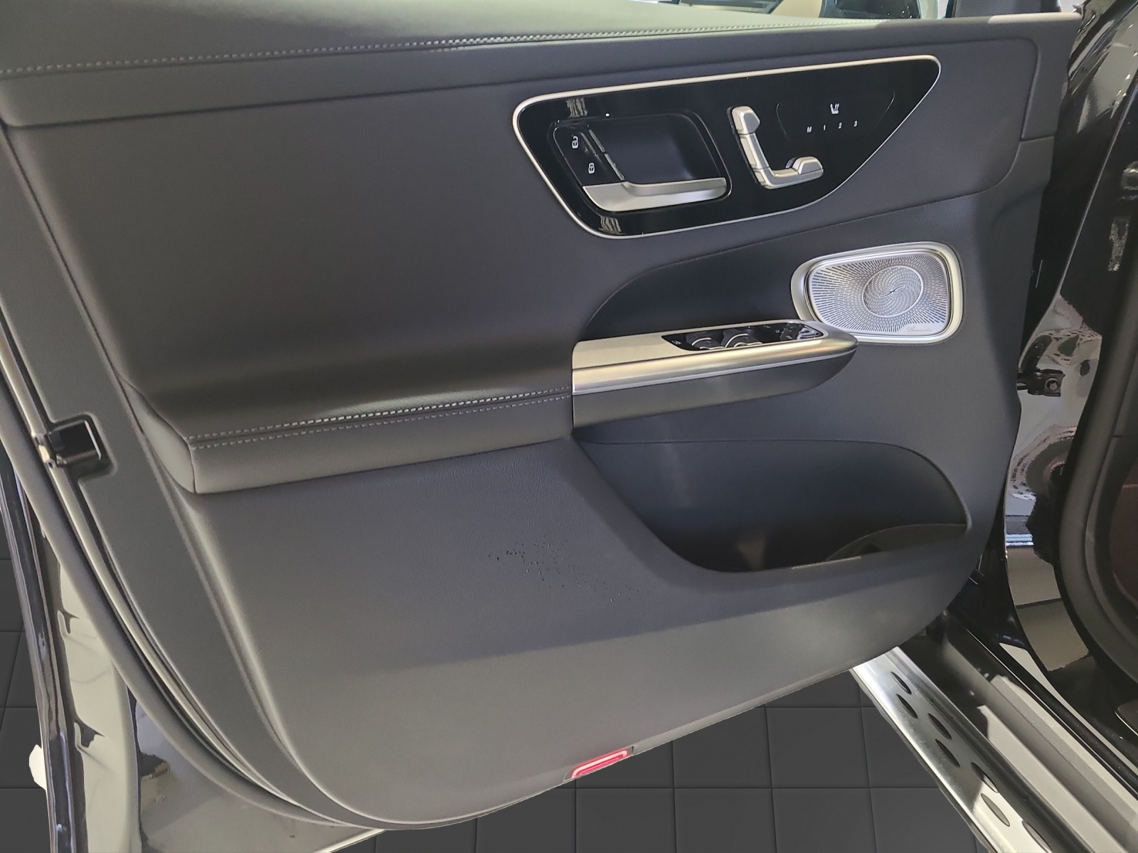 MERCEDES-BENZ GLC 200 AMG Line 4M X254-image-15