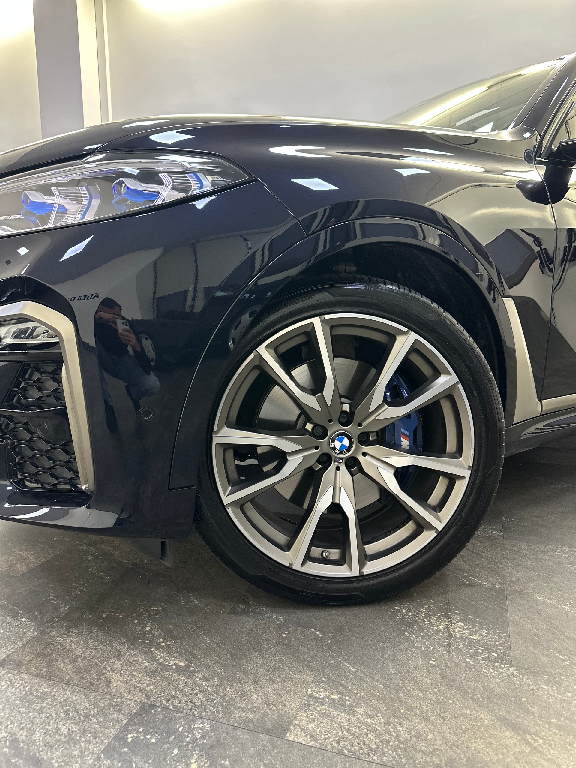 BMW X7 xDrive M50i Steptronic-showroom-element-2