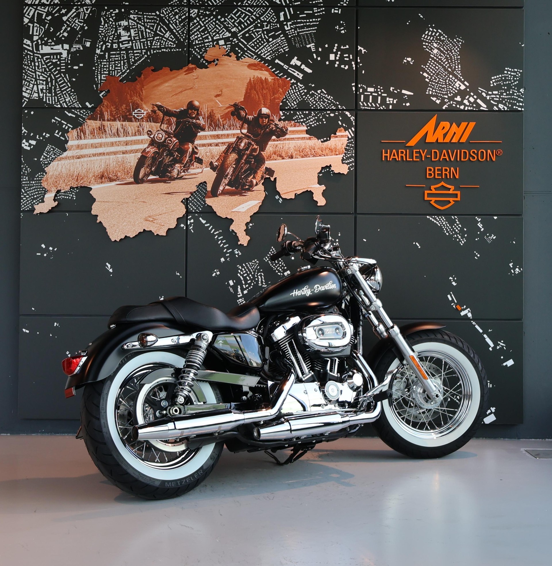 HARLEY-DAVIDSON XL 1200 C Sportster Custom ABS-image-2