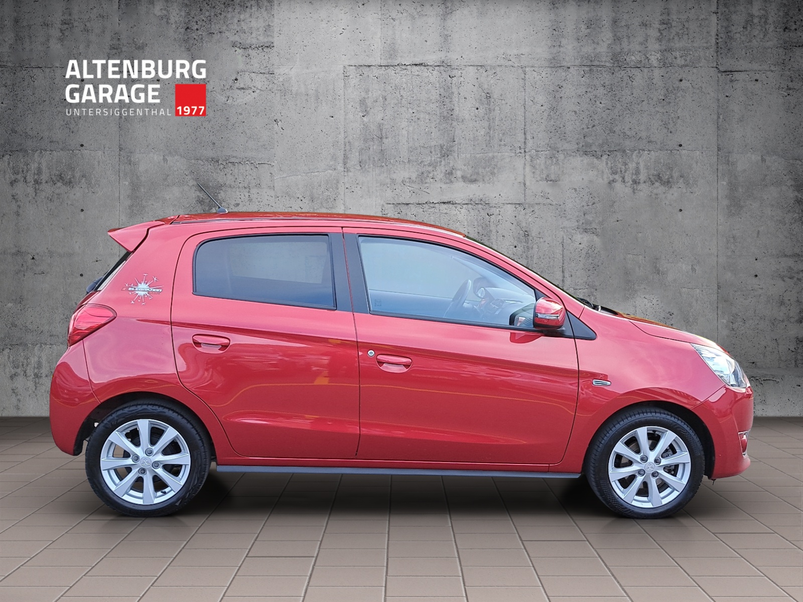 MITSUBISHI Space Star 1.2 MIVEC Celebration 300K-image-5