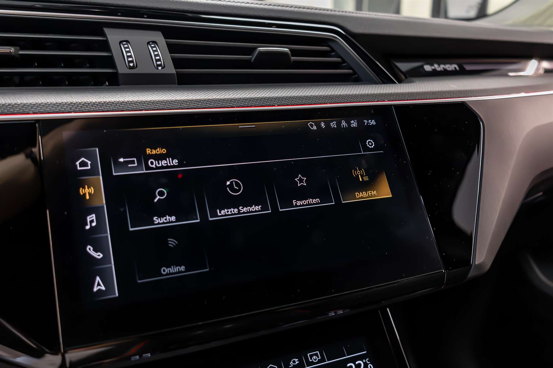 AUDI SQ8 e-tron quattro-image-15