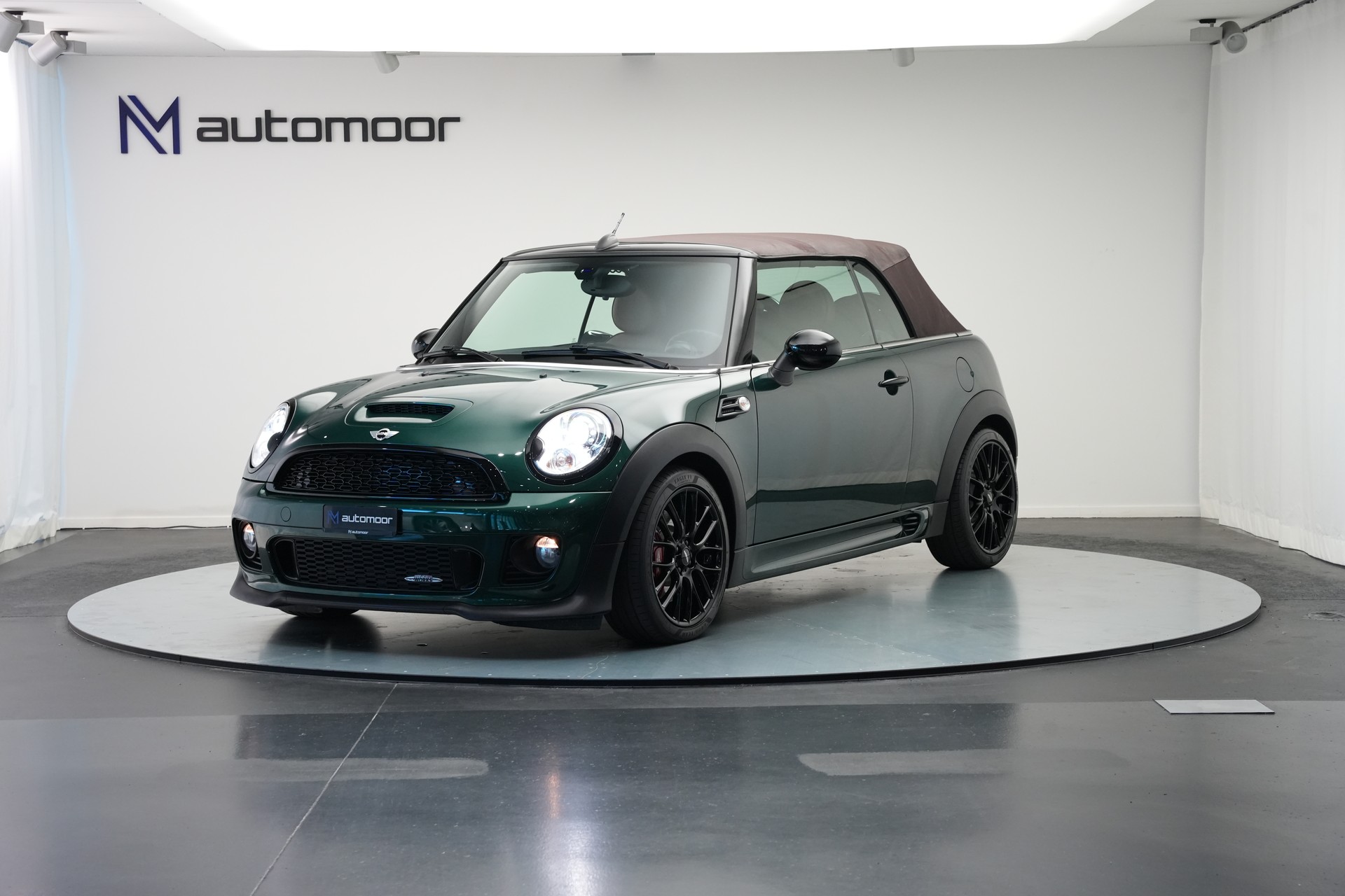 MINI Cooper John Cooper Works Cabriolet