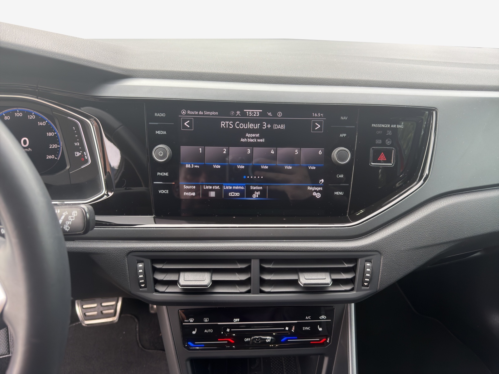 VW Taigo 1.0 TSI R-Line DSG-image-10