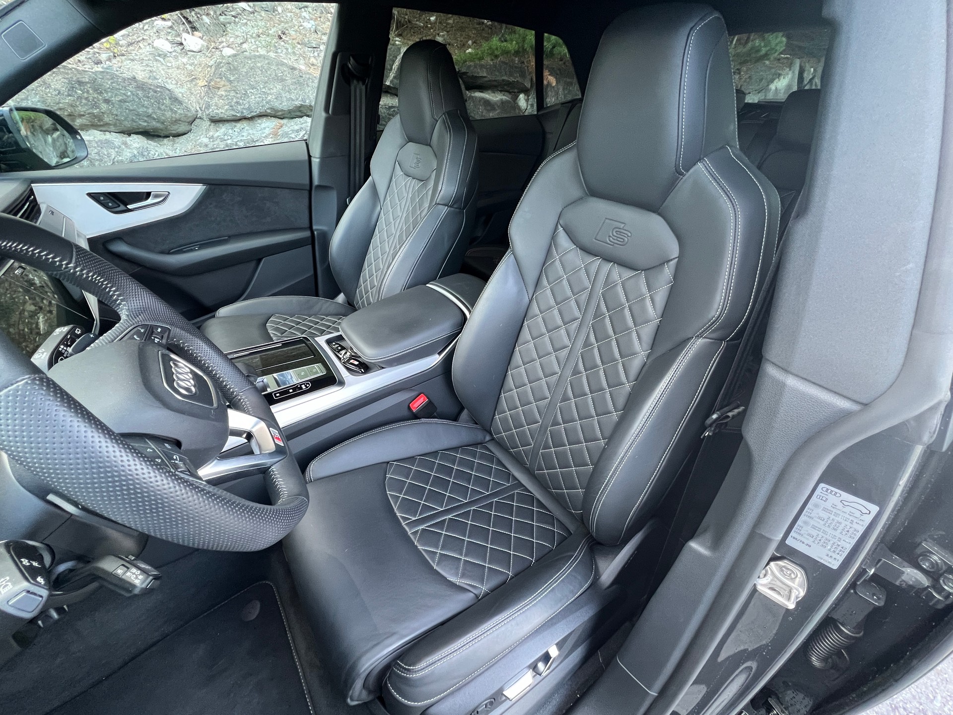 AUDI SQ8 50 TDI quattro tiptronic-image-4