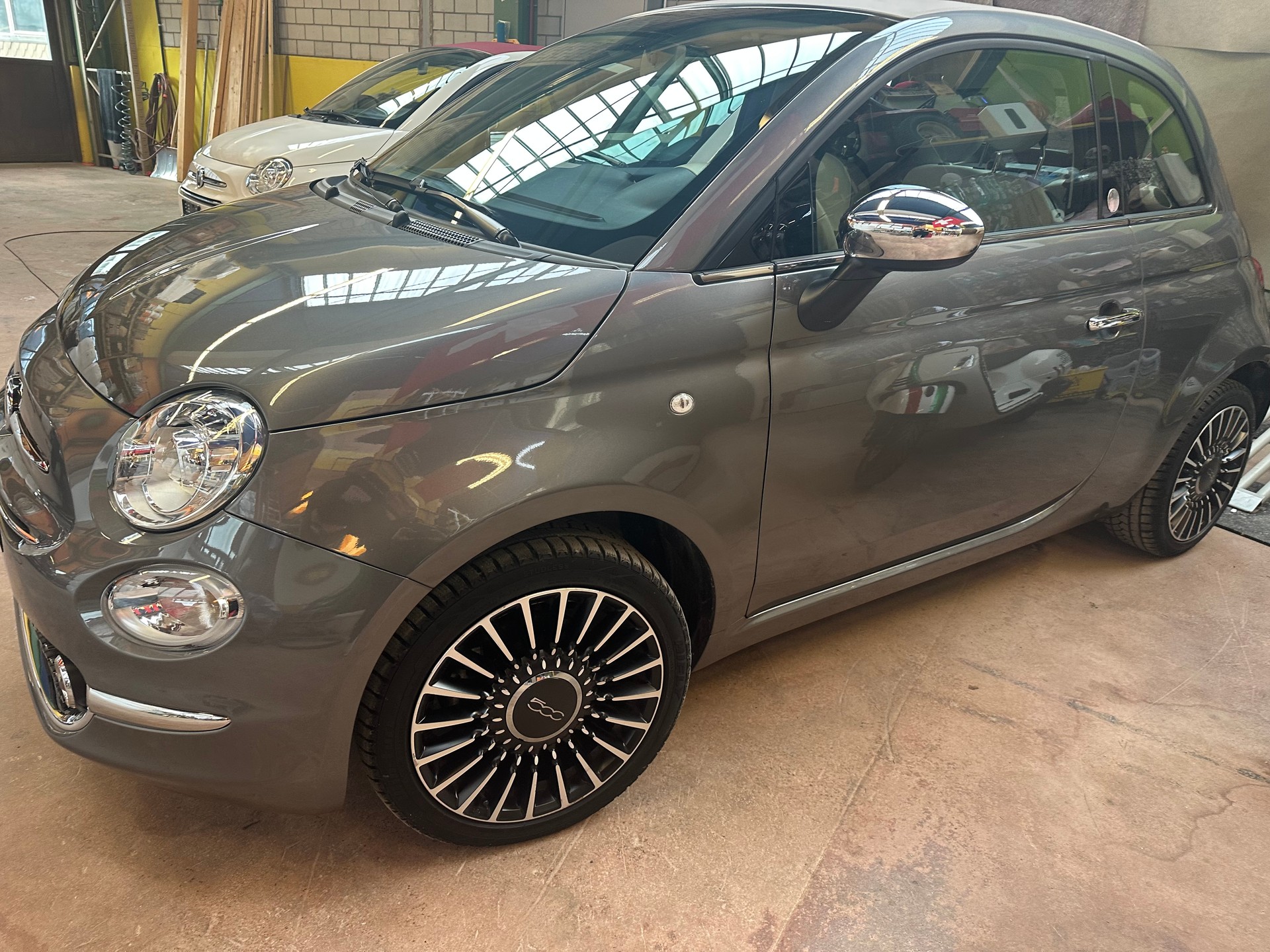 FIAT 500C Twin Air 0.9 Mirror-image-10
