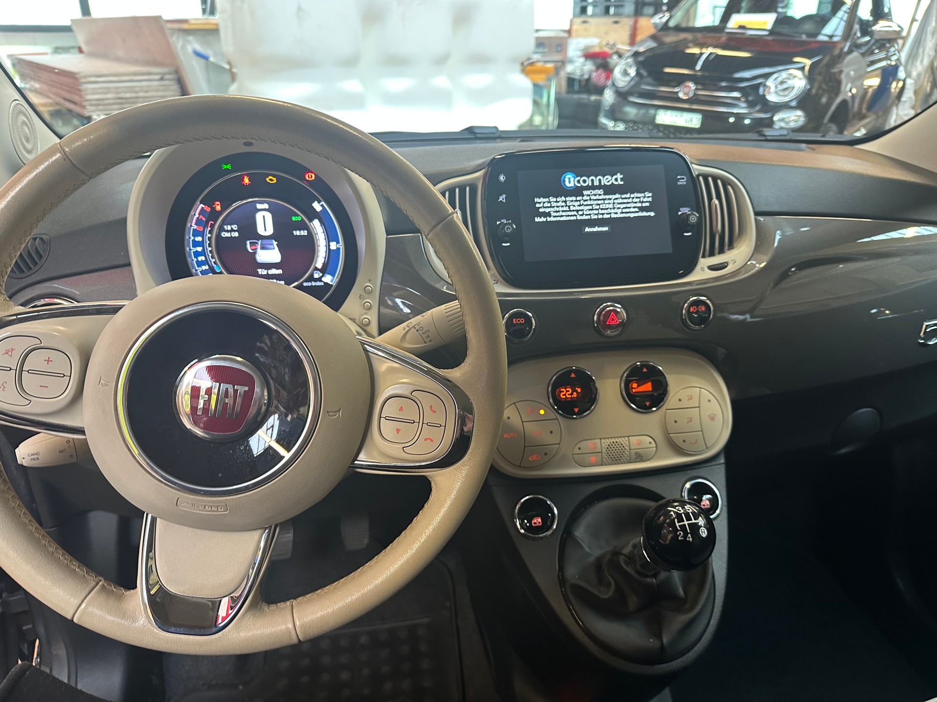 FIAT 500C Twin Air 0.9 Mirror-image-3