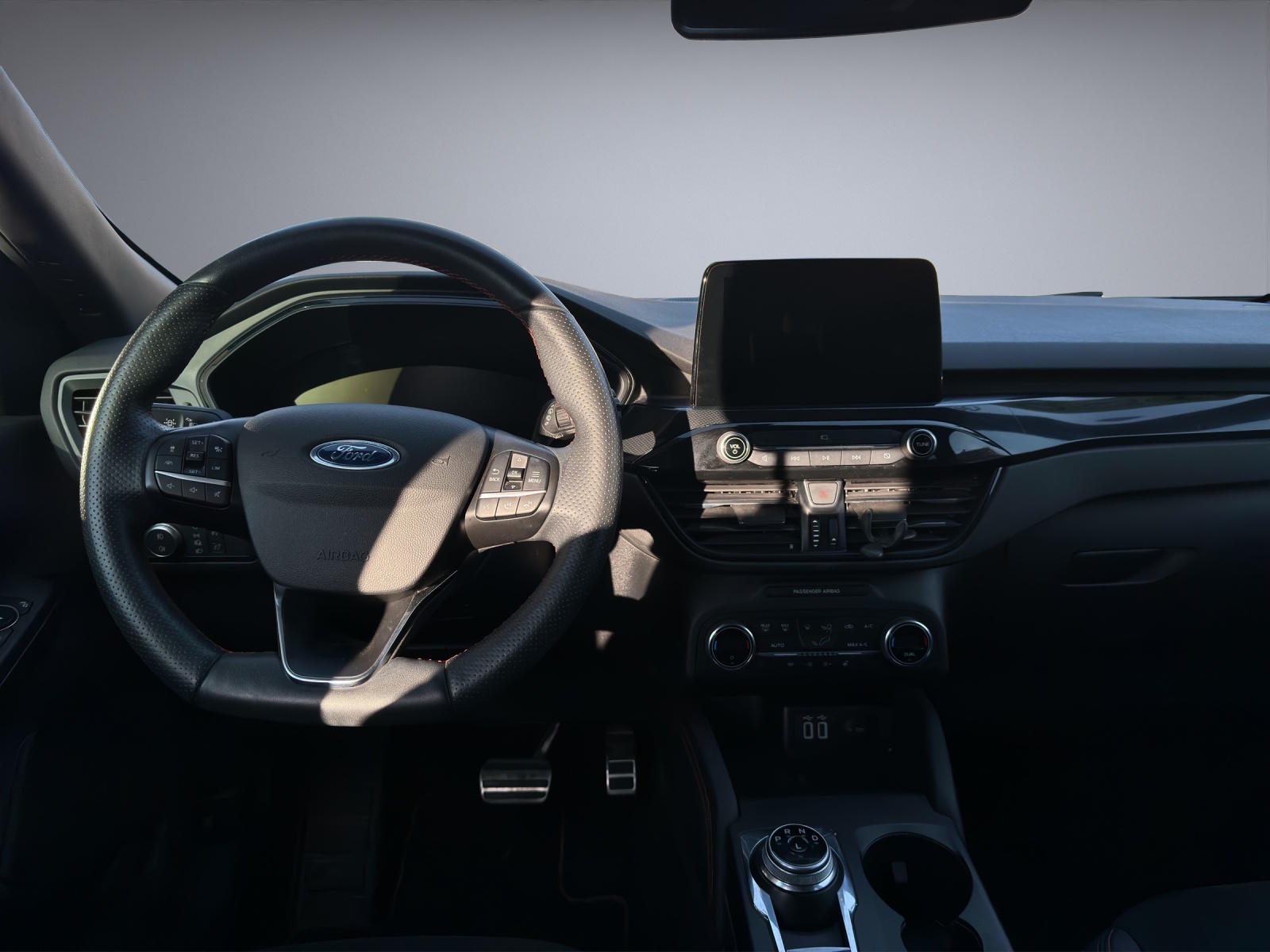 FORD Kuga 2.5 Hybrid ST-Line X 4x4-image-8