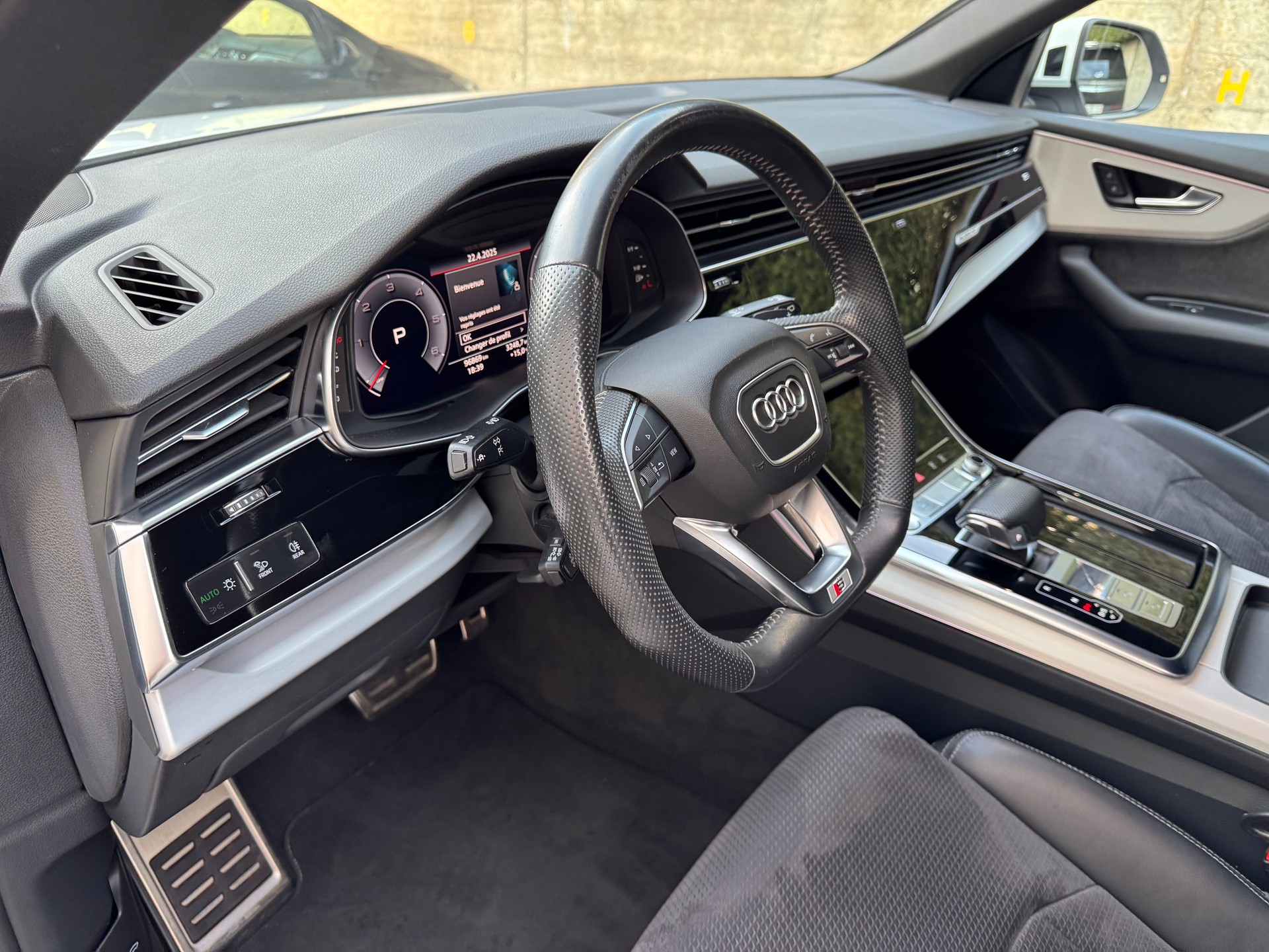 AUDI Q8 50 TDI quattro tiptronic-image-10