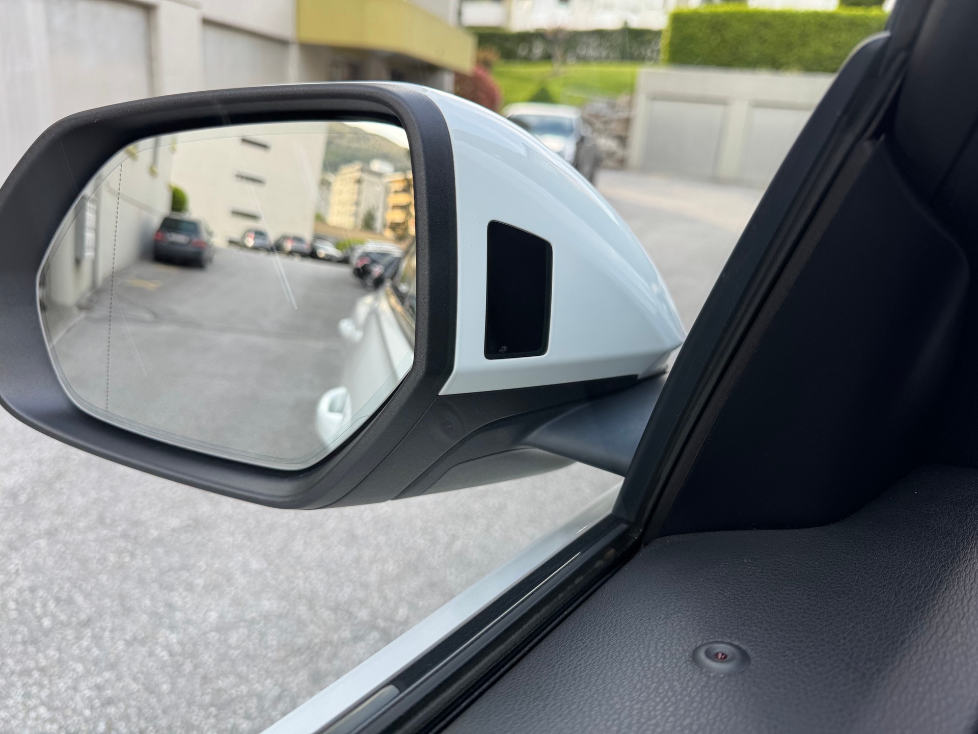 AUDI Q8 50 TDI quattro tiptronic-image-21