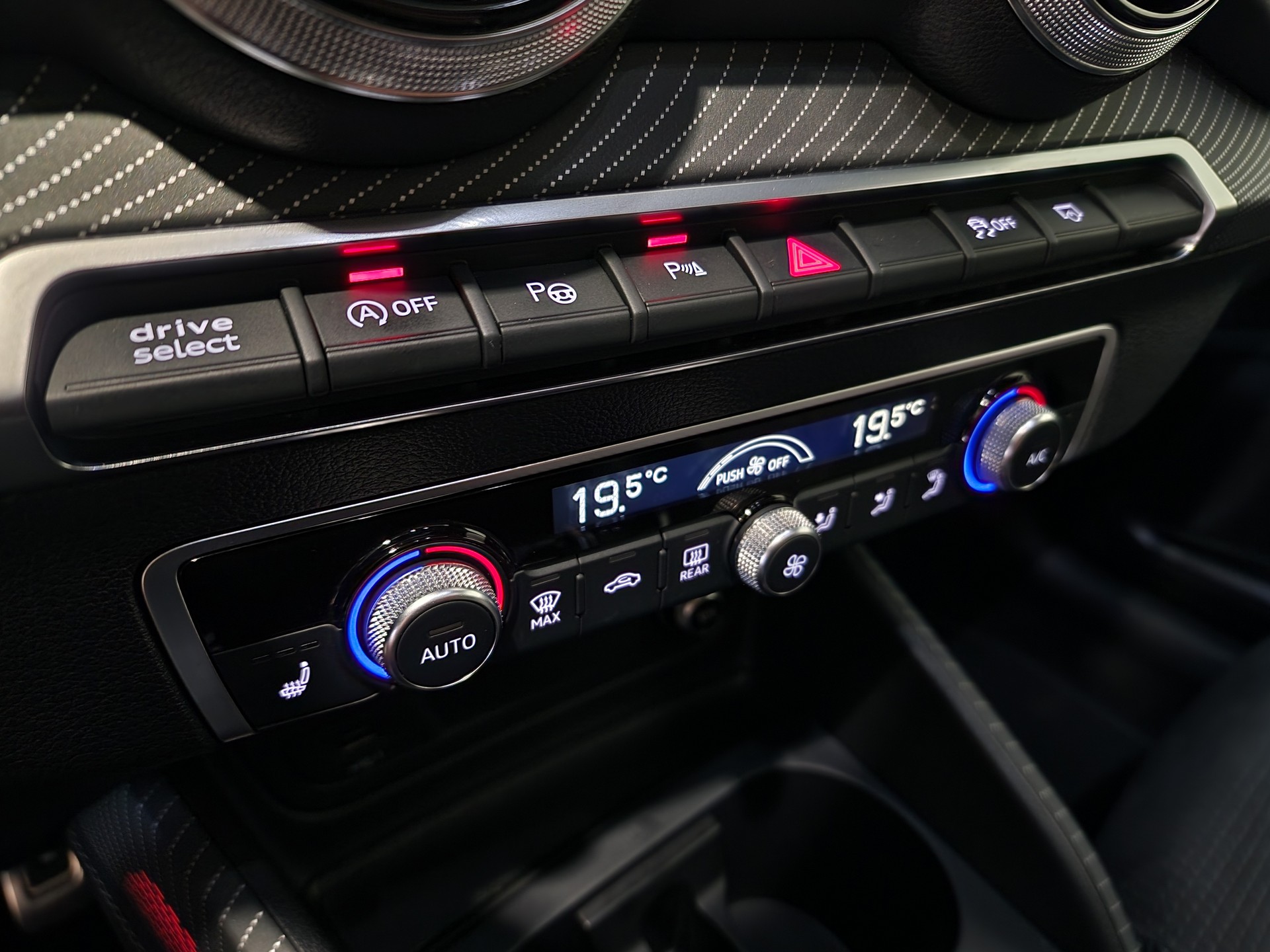 AUDI SQ2 TFSI quattro S-tronic-image-13