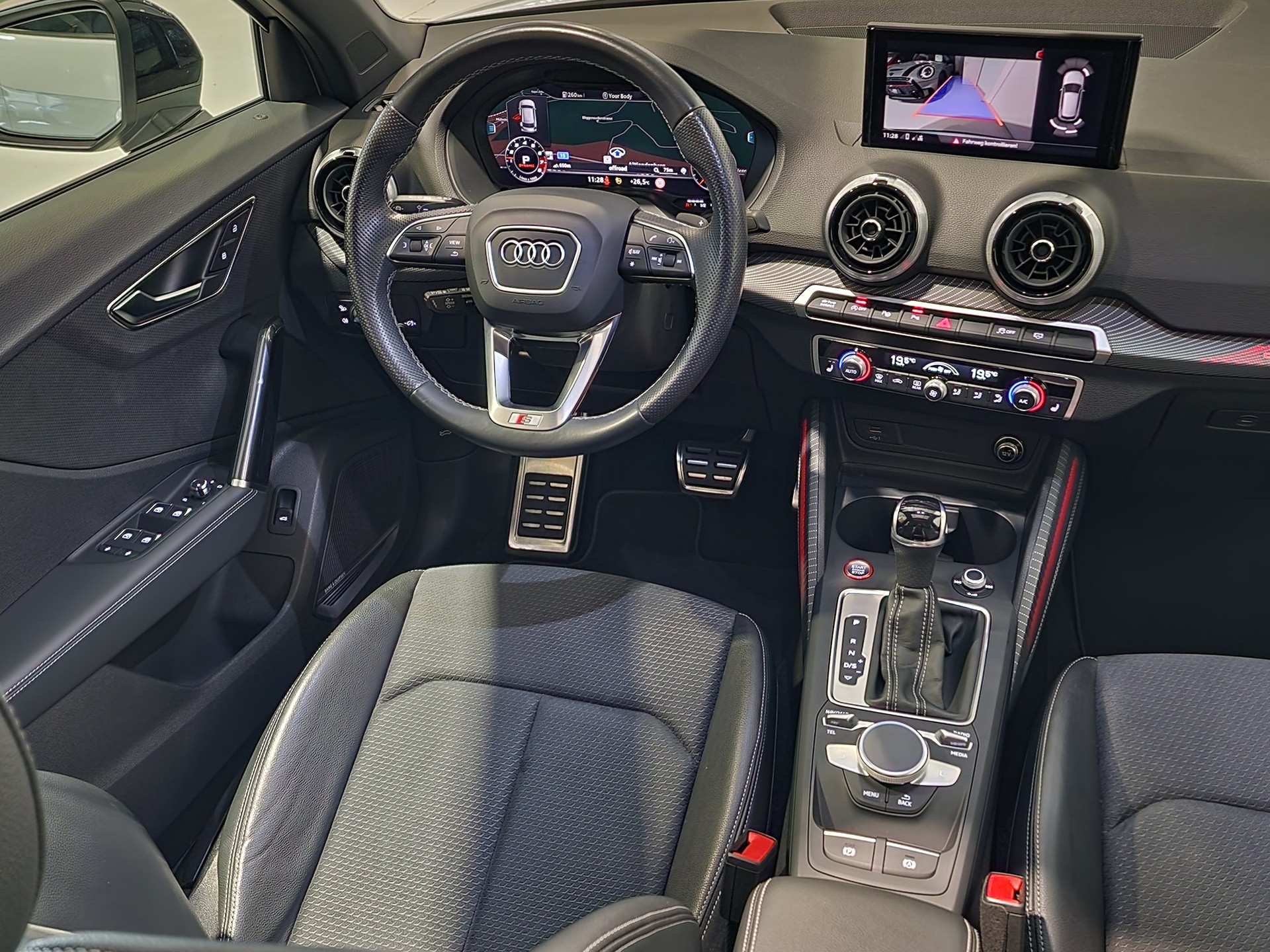 AUDI SQ2 TFSI quattro S-tronic-image-5