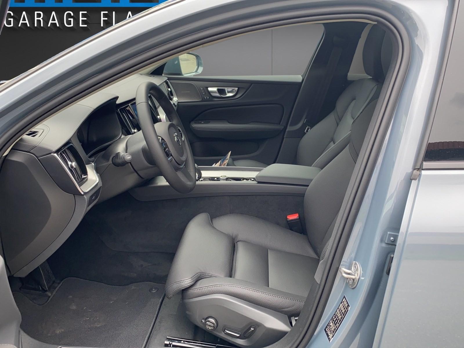 VOLVO V60 Cross Country 2.0 B4 Ultimate AWD-image-9