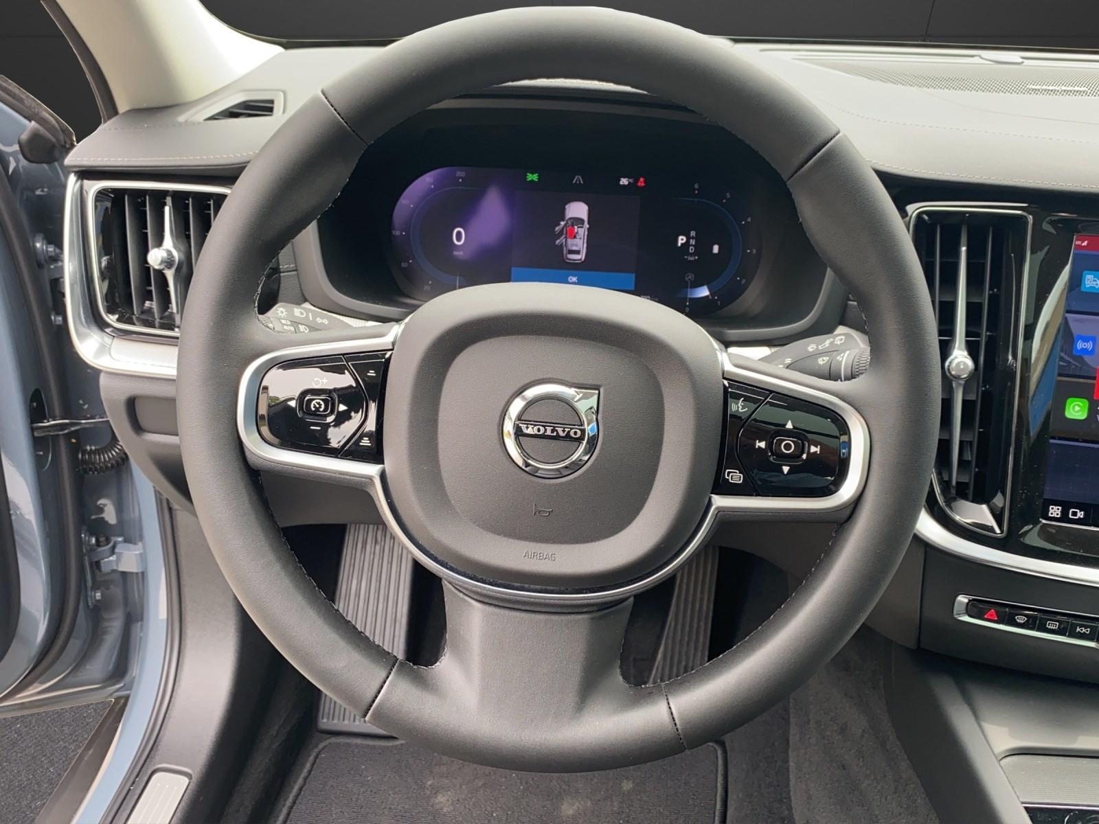 VOLVO V60 Cross Country 2.0 B4 Ultimate AWD-image-10