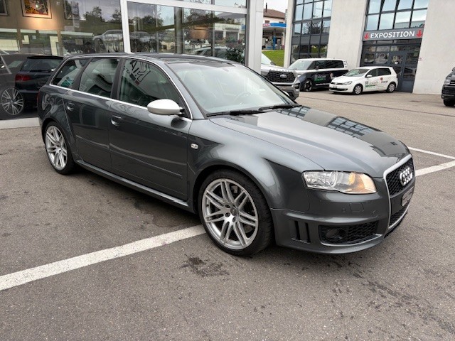 AUDI RS4 Avant 4.2 V8 quattro-showroom-element-1