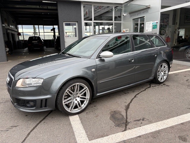 AUDI RS4 Avant 4.2 V8 quattro-image-6