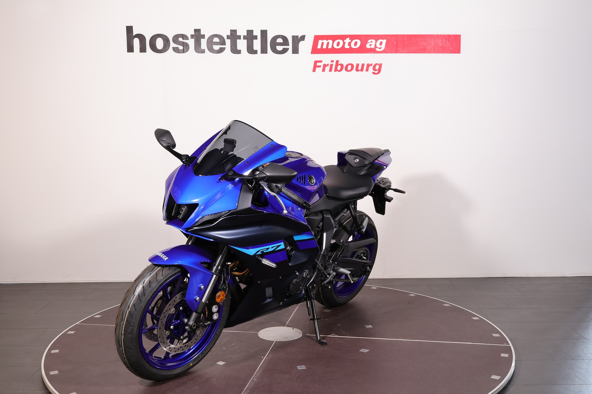 YAMAHA R7-image-5