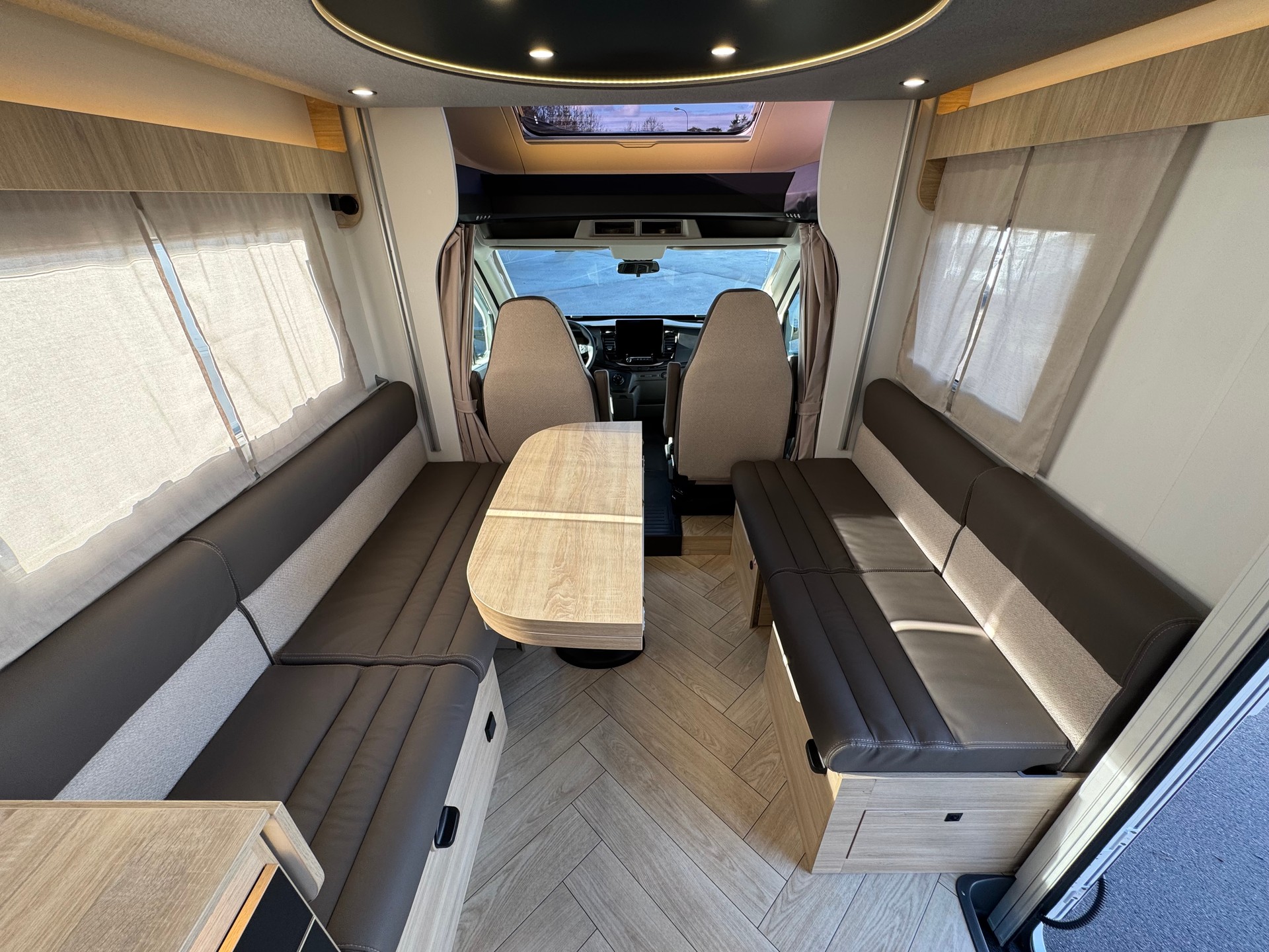 CHALLENGER 260 Graphite Edition-image-7