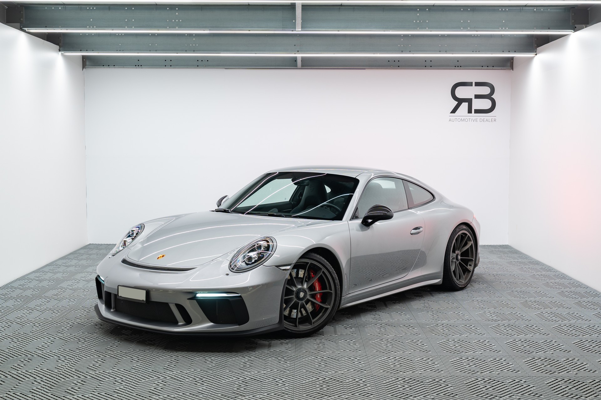 PORSCHE 911 GT3 Touring