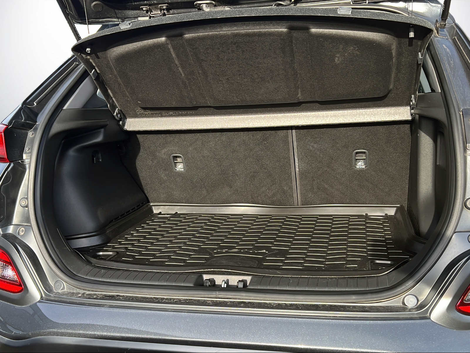 HYUNDAI Kona EV Pica-image-6