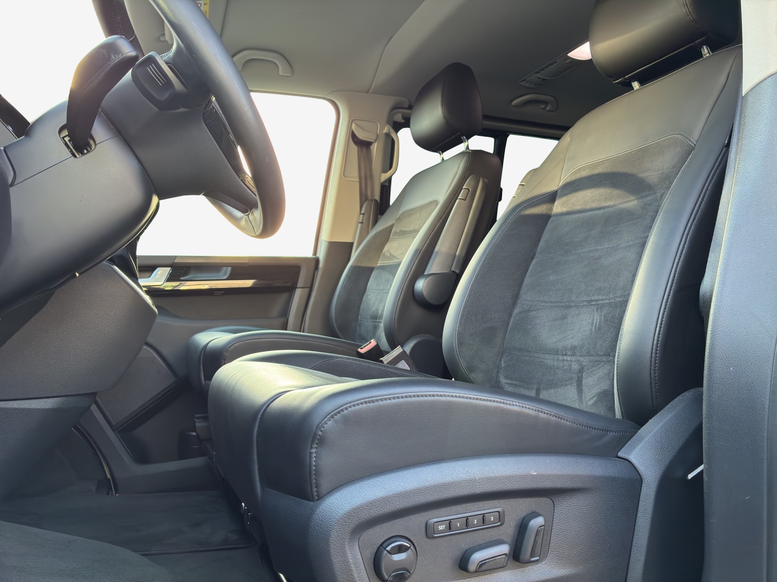 VW T6 Multivan 2.0 Bi-TDI Business 4Motion DSG-image-7