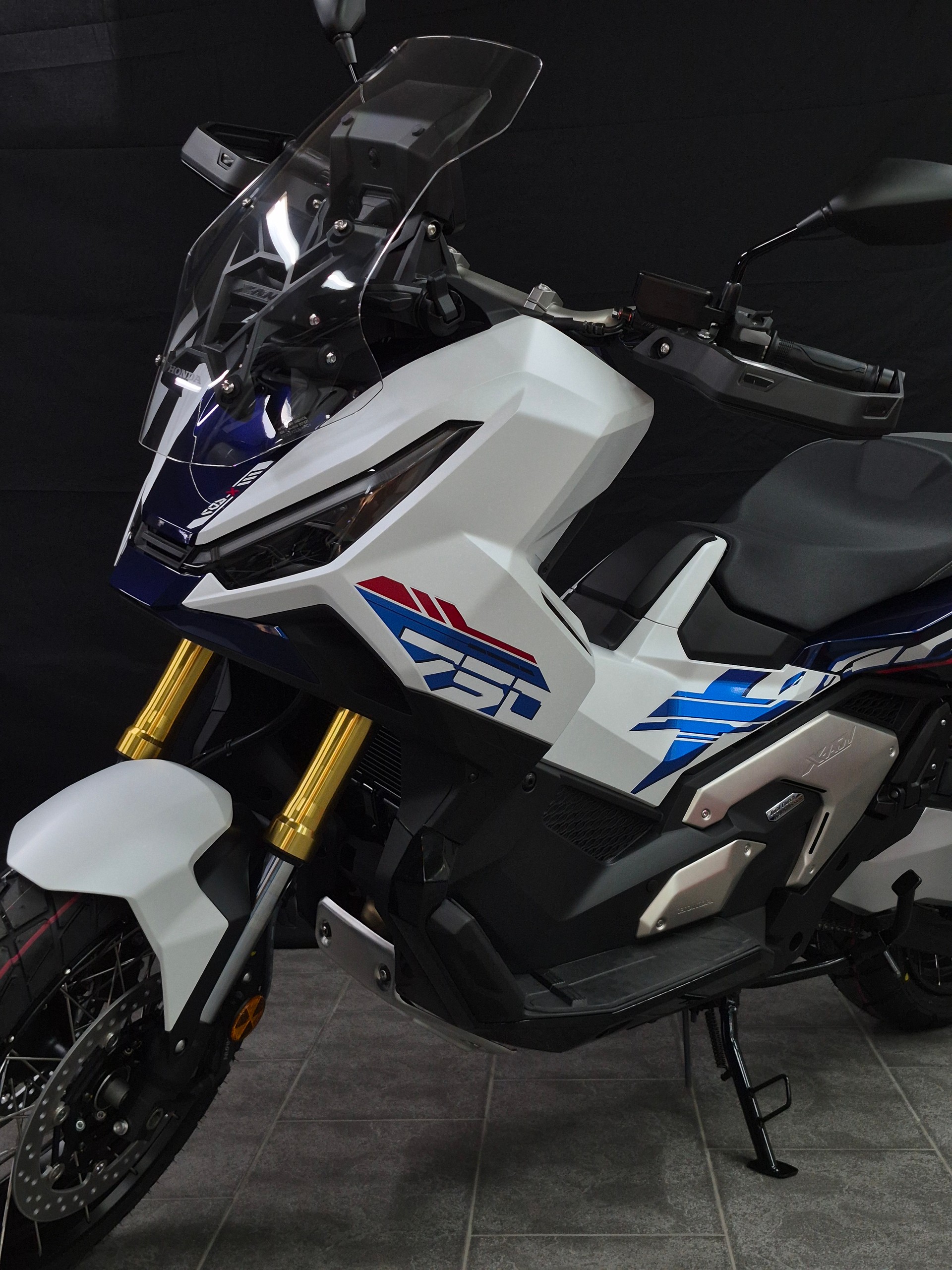 HONDA X-ADV 750 SE-image-13